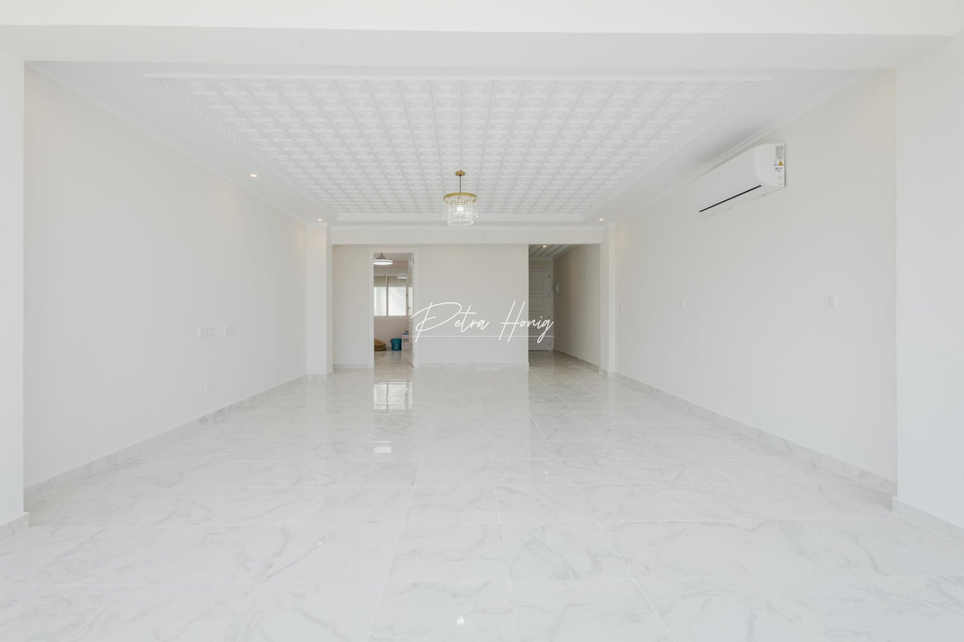 Resales - Apartment - Torrevieja - Playa de La Acequion
