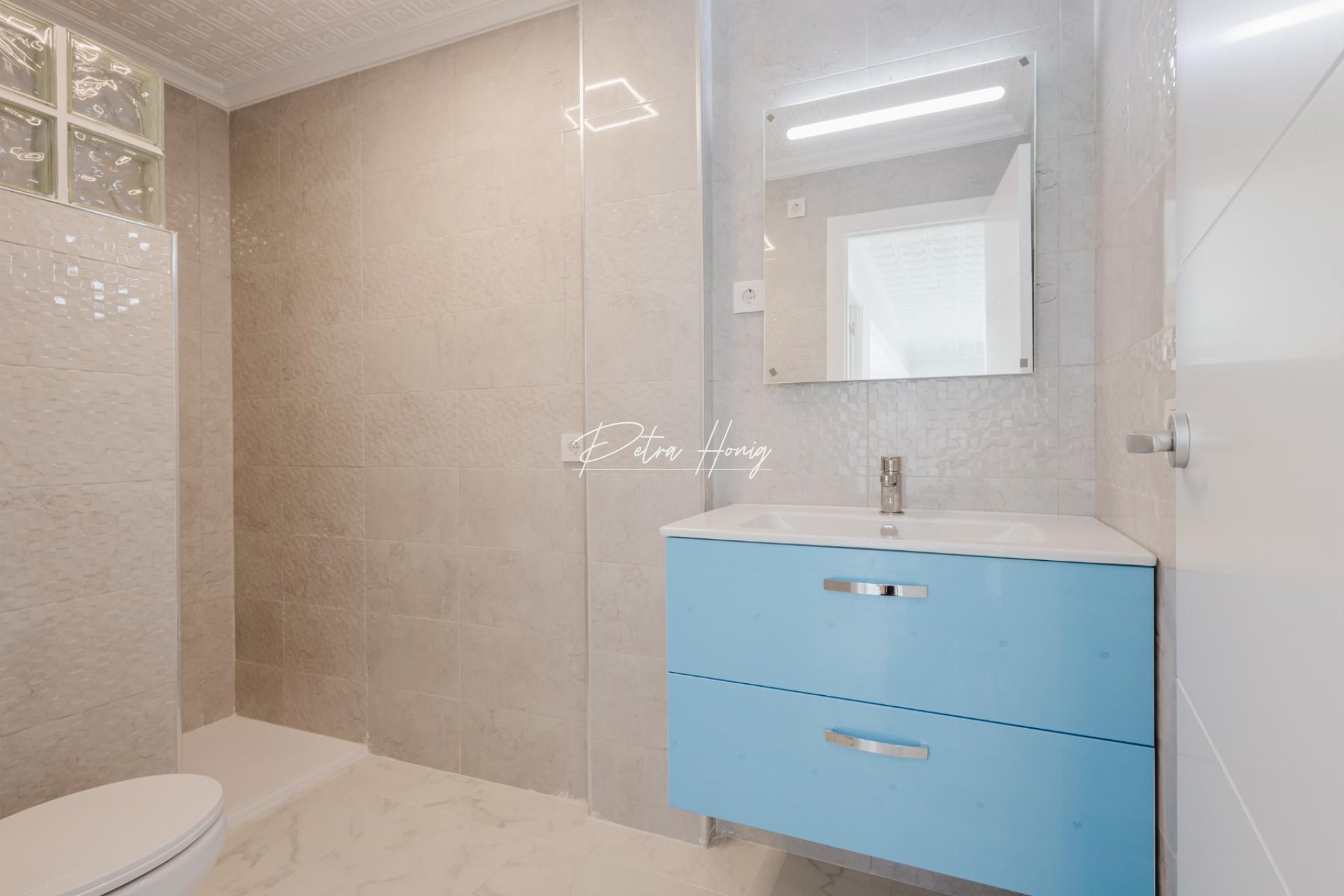 Resales - Apartment - Torrevieja - Playa de La Acequion