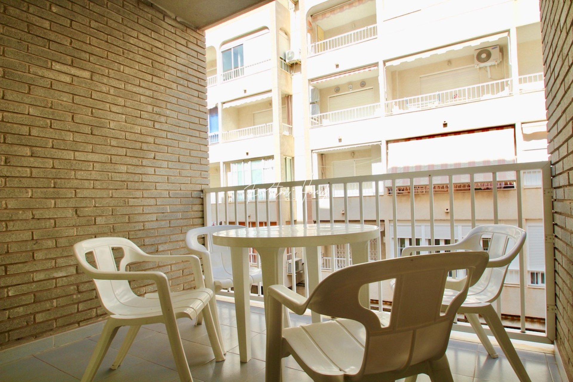 Resales - Apartment - Torrevieja - Playa de Los Locos
