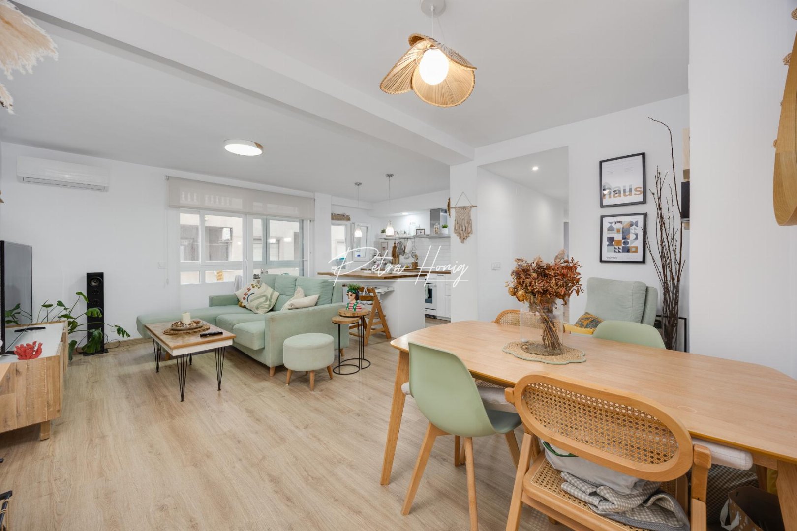 Resales - Apartment - Torrevieja - Playa De Los Náufragos