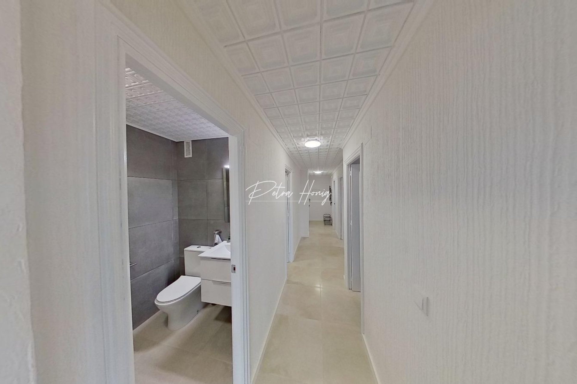 Resales - Apartment - Torrevieja - Playa del Acequion