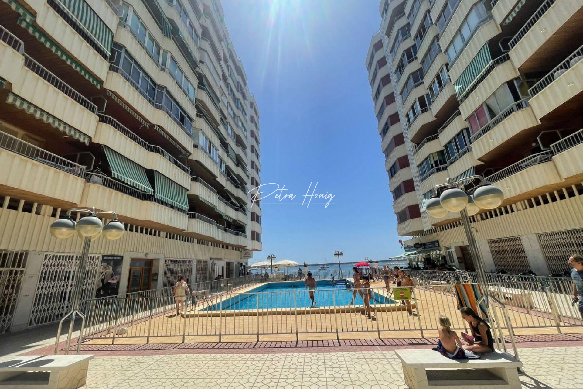 Resales - Apartment - Torrevieja - Playa del Acequion