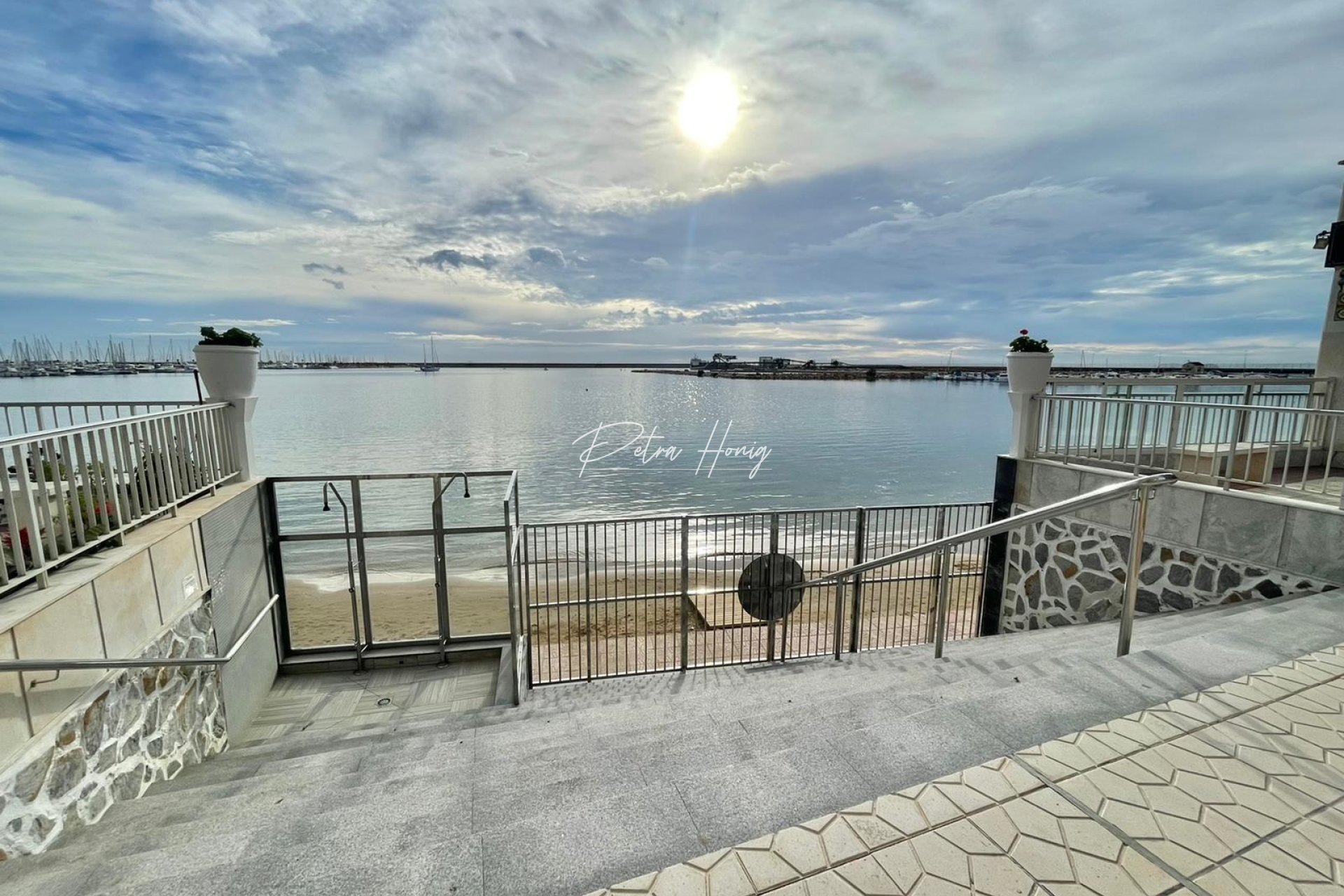 Resales - Apartment - Torrevieja - Playa del Acequion