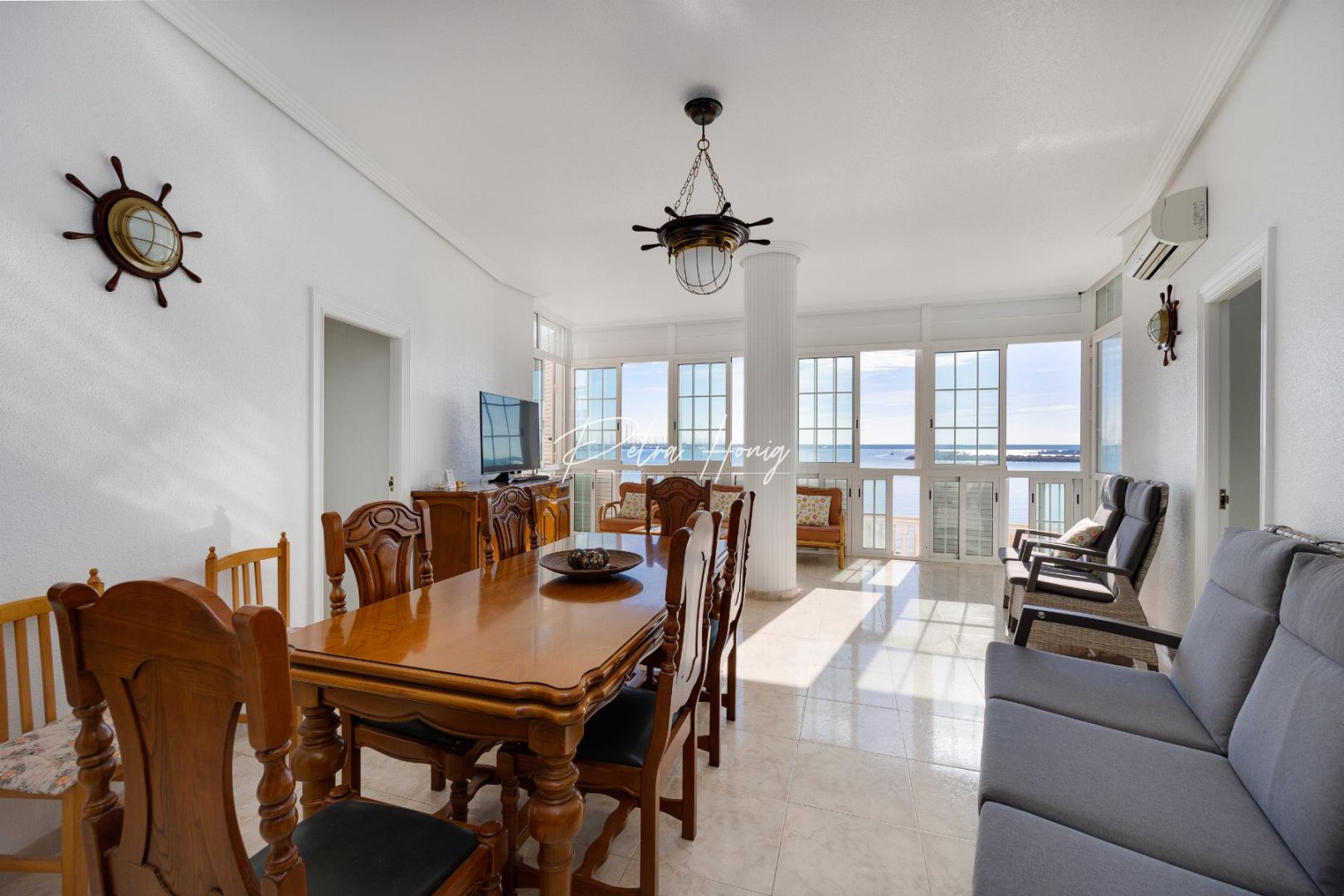 Resales - Apartment - Torrevieja - Playa del Acequion