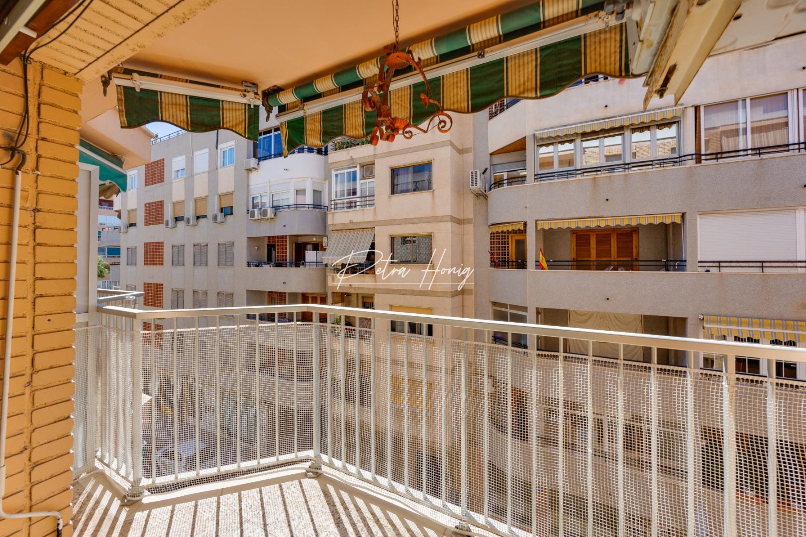 Resales - Apartment - Torrevieja - Playa del Acequion