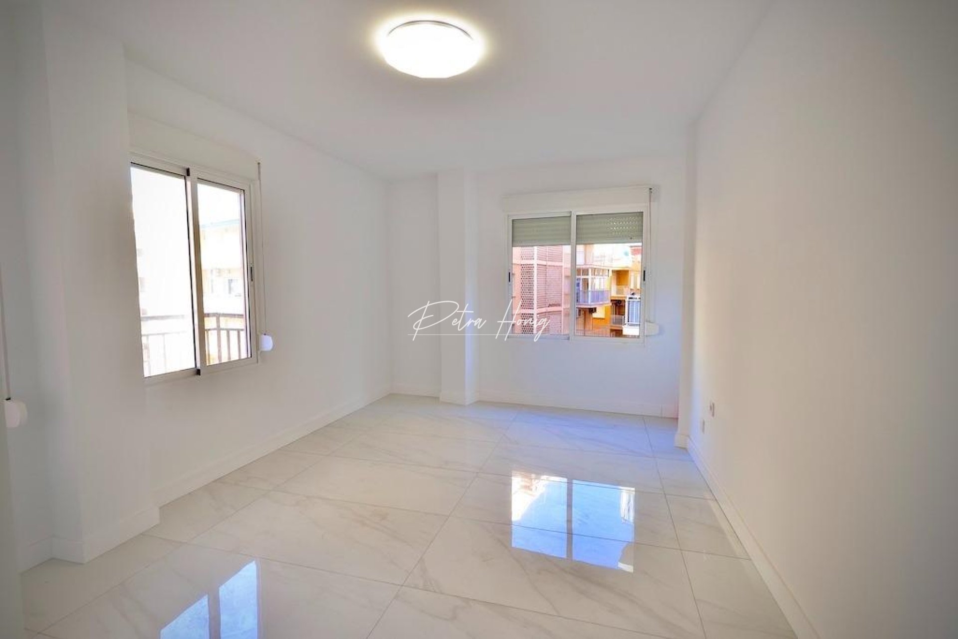 Resales - Apartment - Torrevieja - Playa del Cura