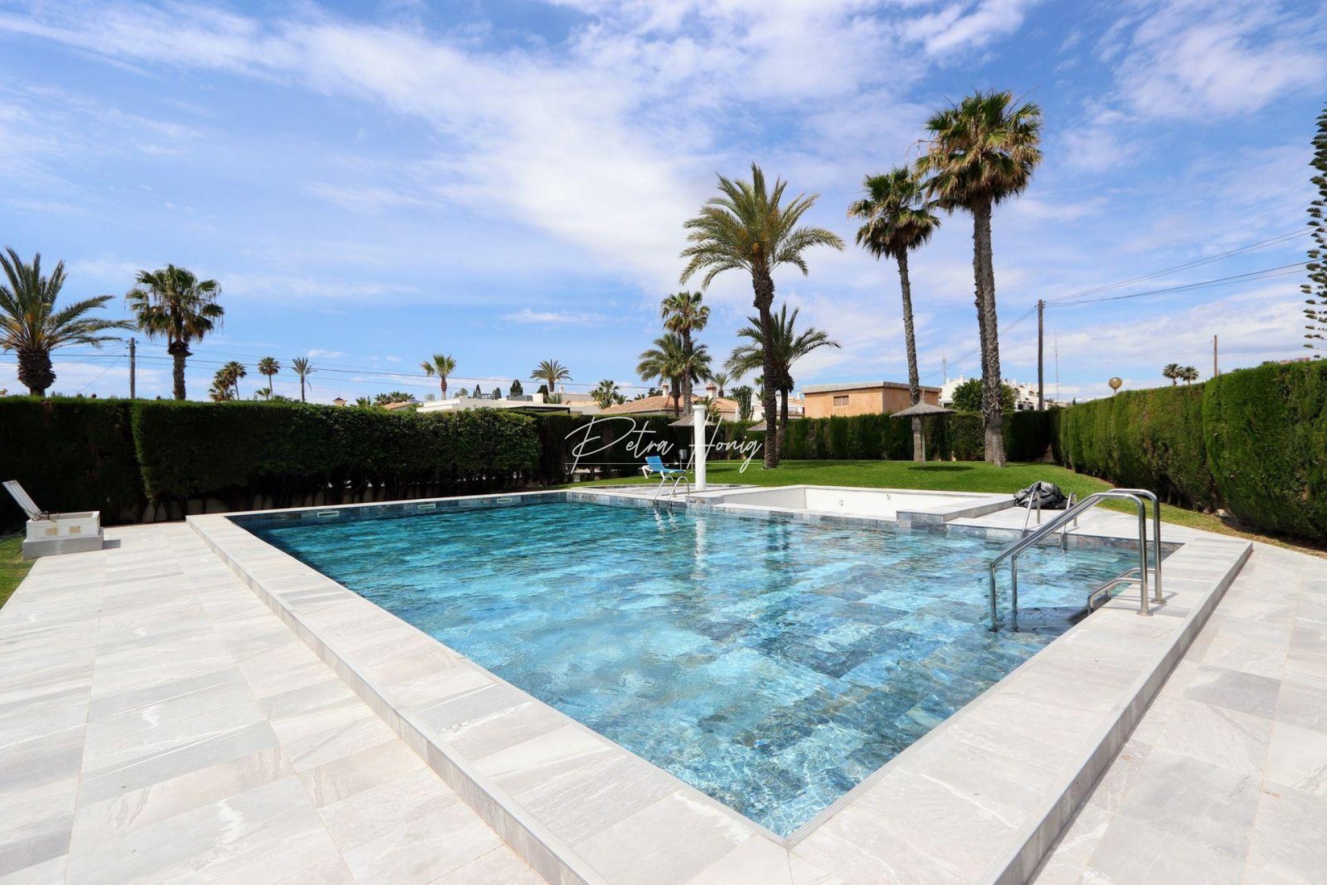 Resales - Apartment - Torrevieja - Playa Flamenca
