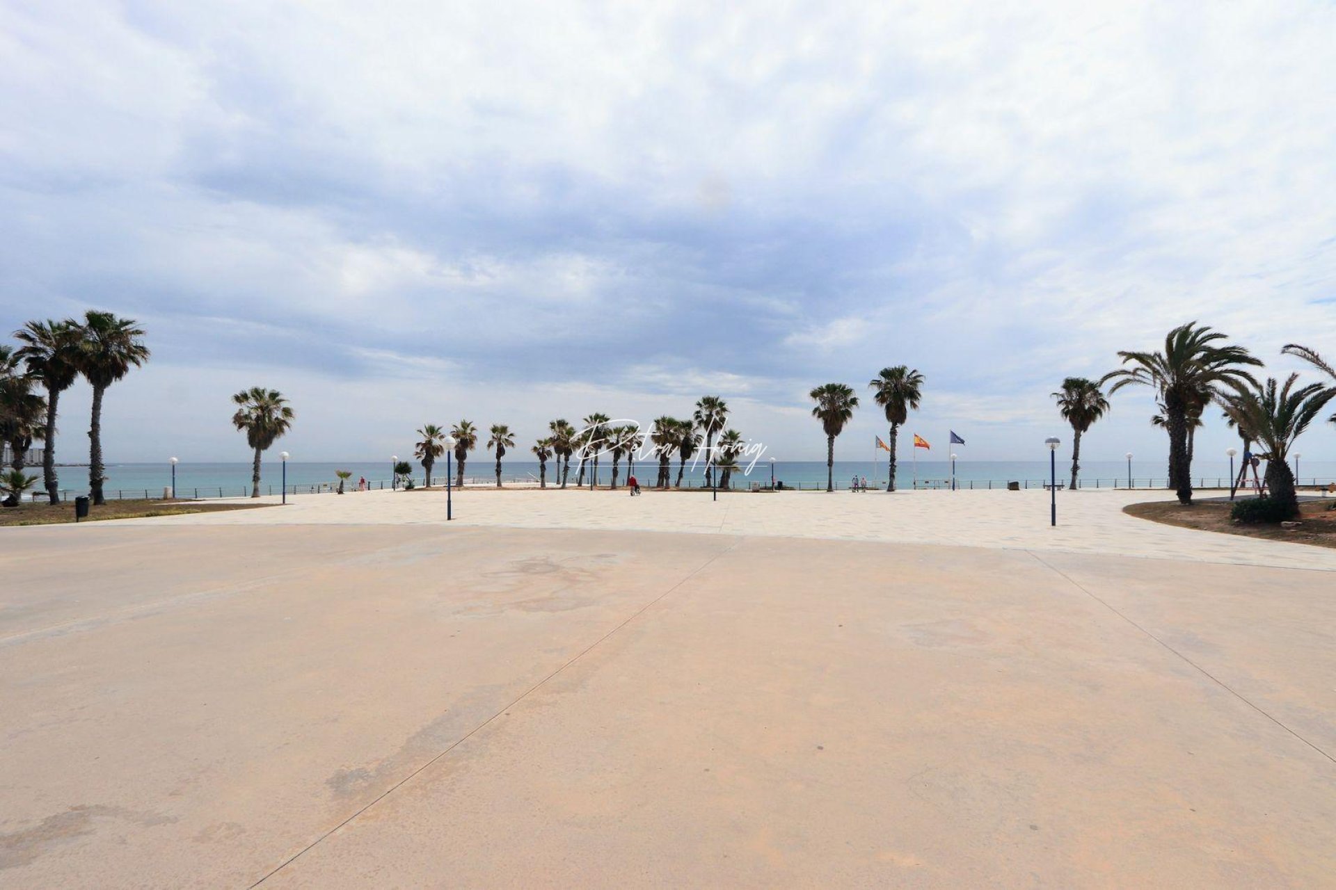 Resales - Apartment - Torrevieja - Playa Flamenca