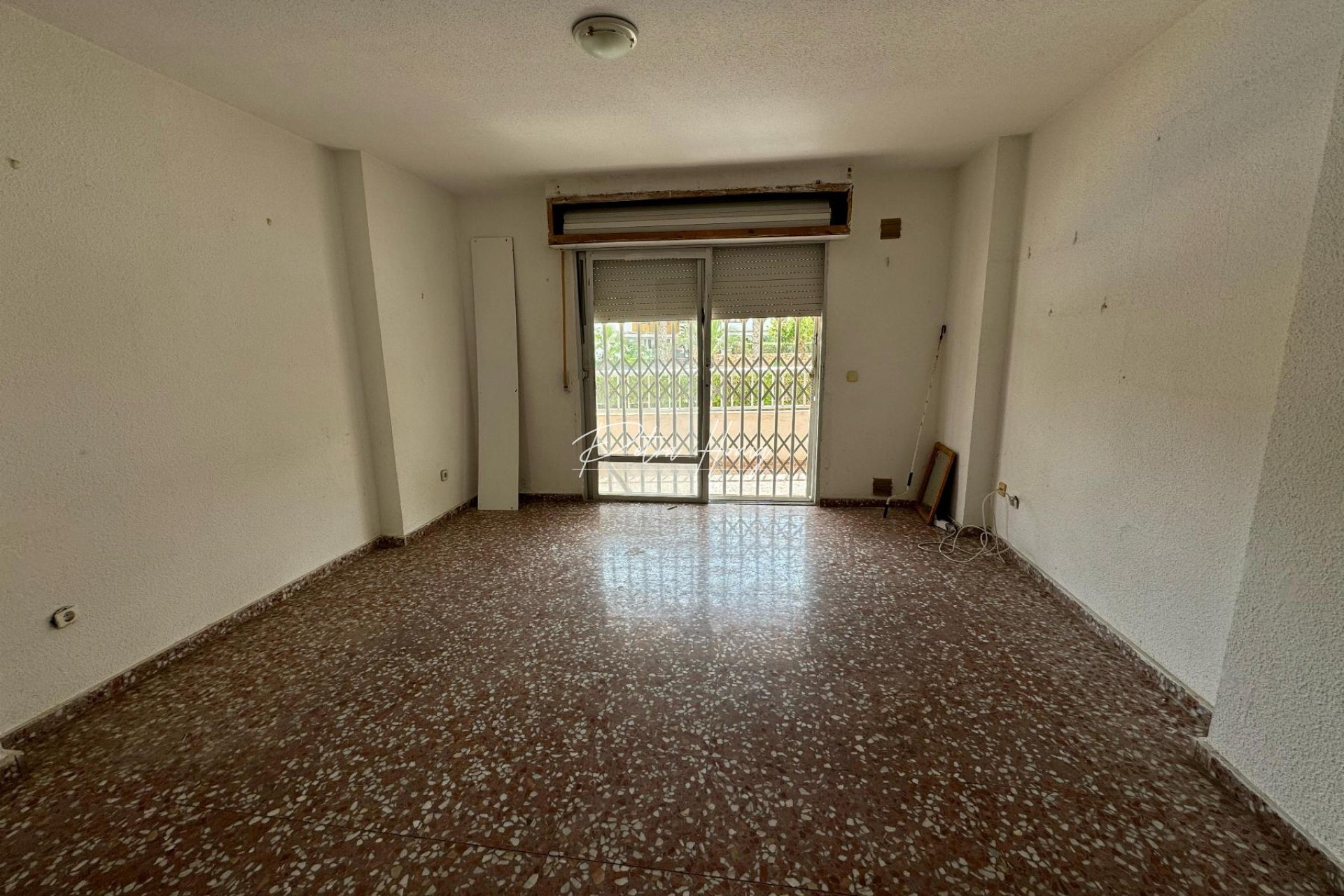 Resales - Apartment - Torrevieja - Punta Prima