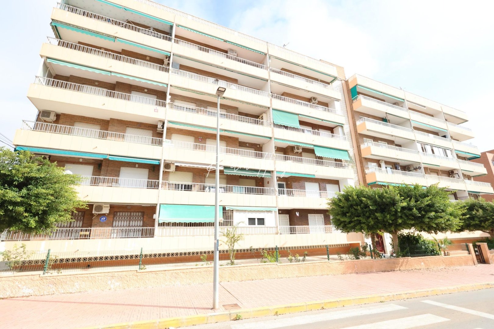 Resales - Apartment - Torrevieja - Punta prima