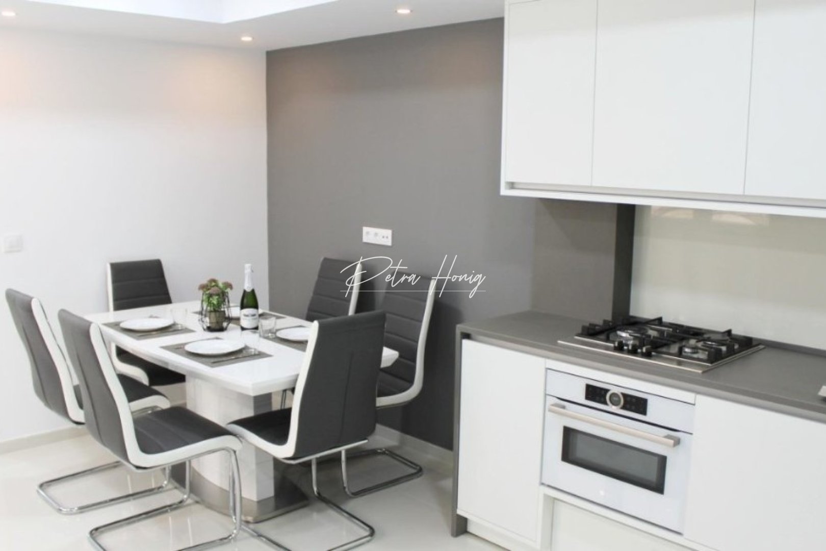 Resales - Apartment - Torrevieja