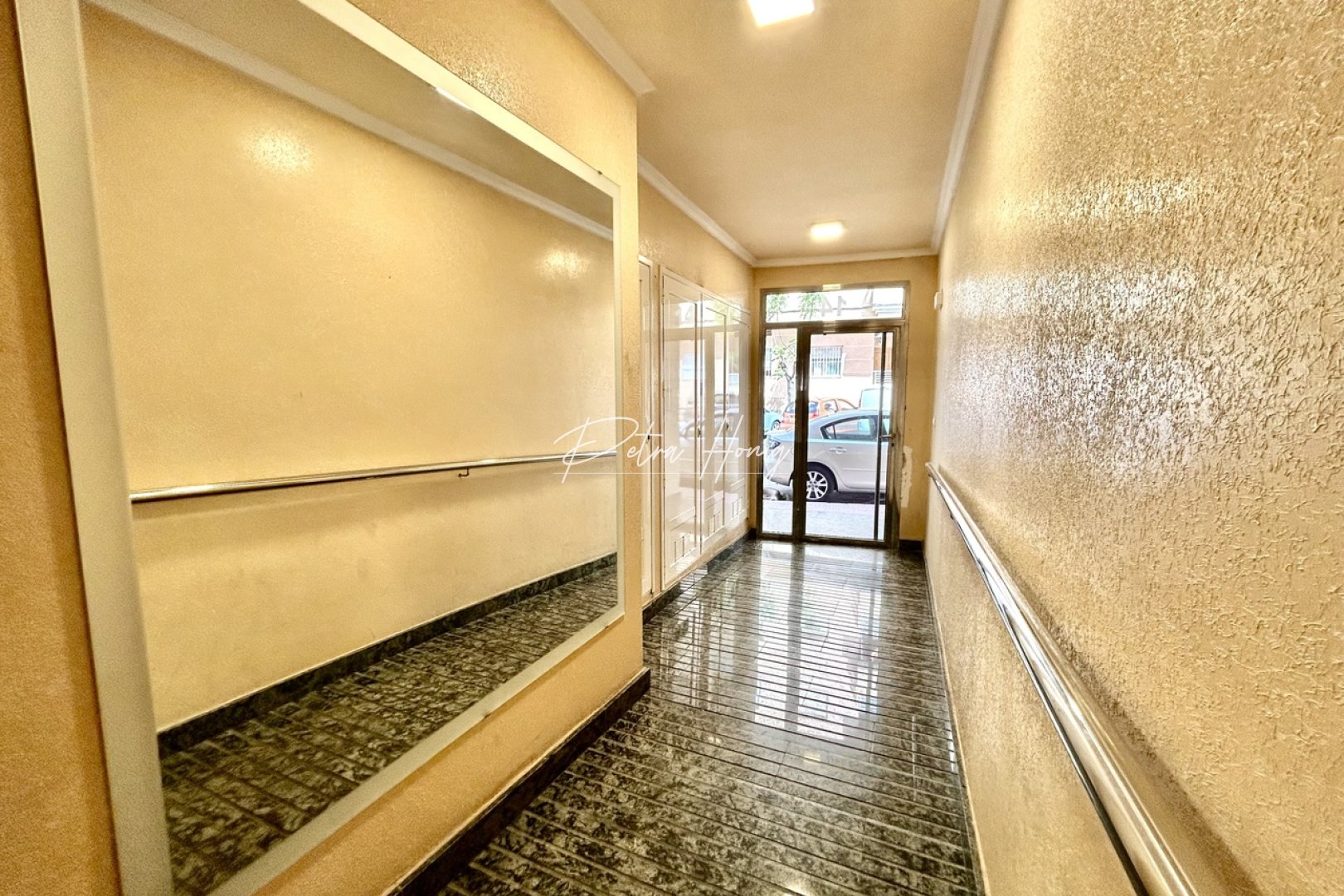 Resales - Apartment - Torrevieja