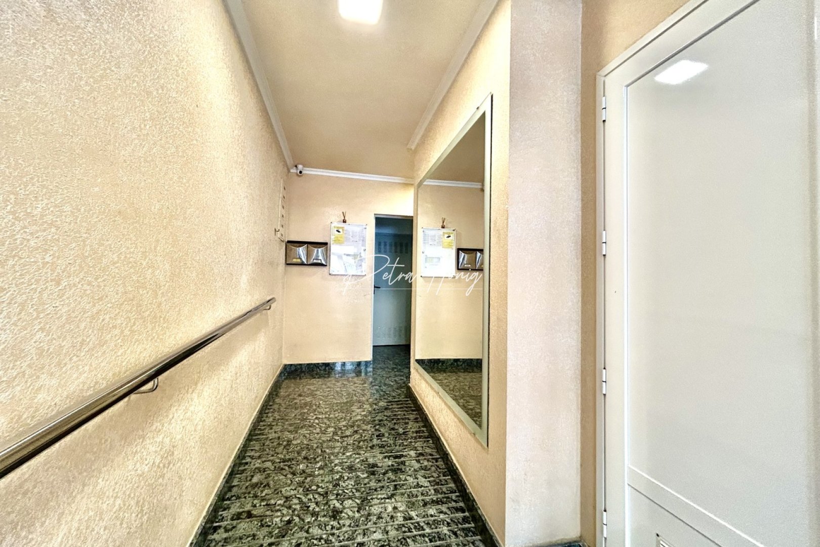 Resales - Apartment - Torrevieja