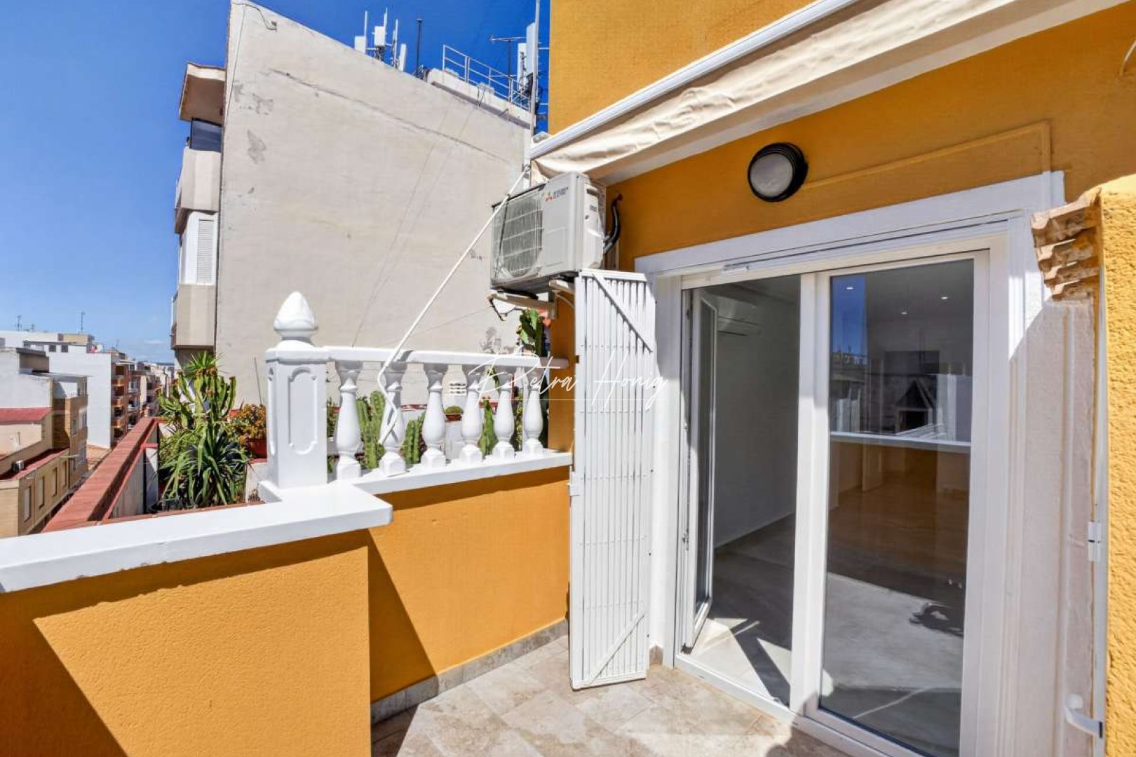 Resales - Apartment - Torrevieja