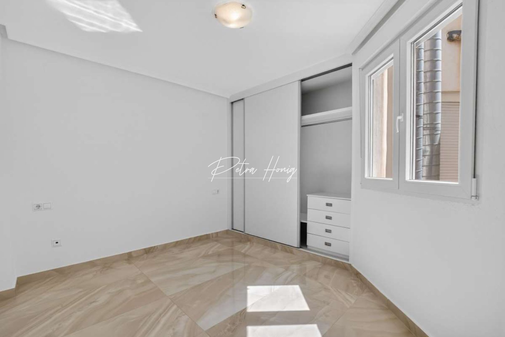 Resales - Apartment - Torrevieja