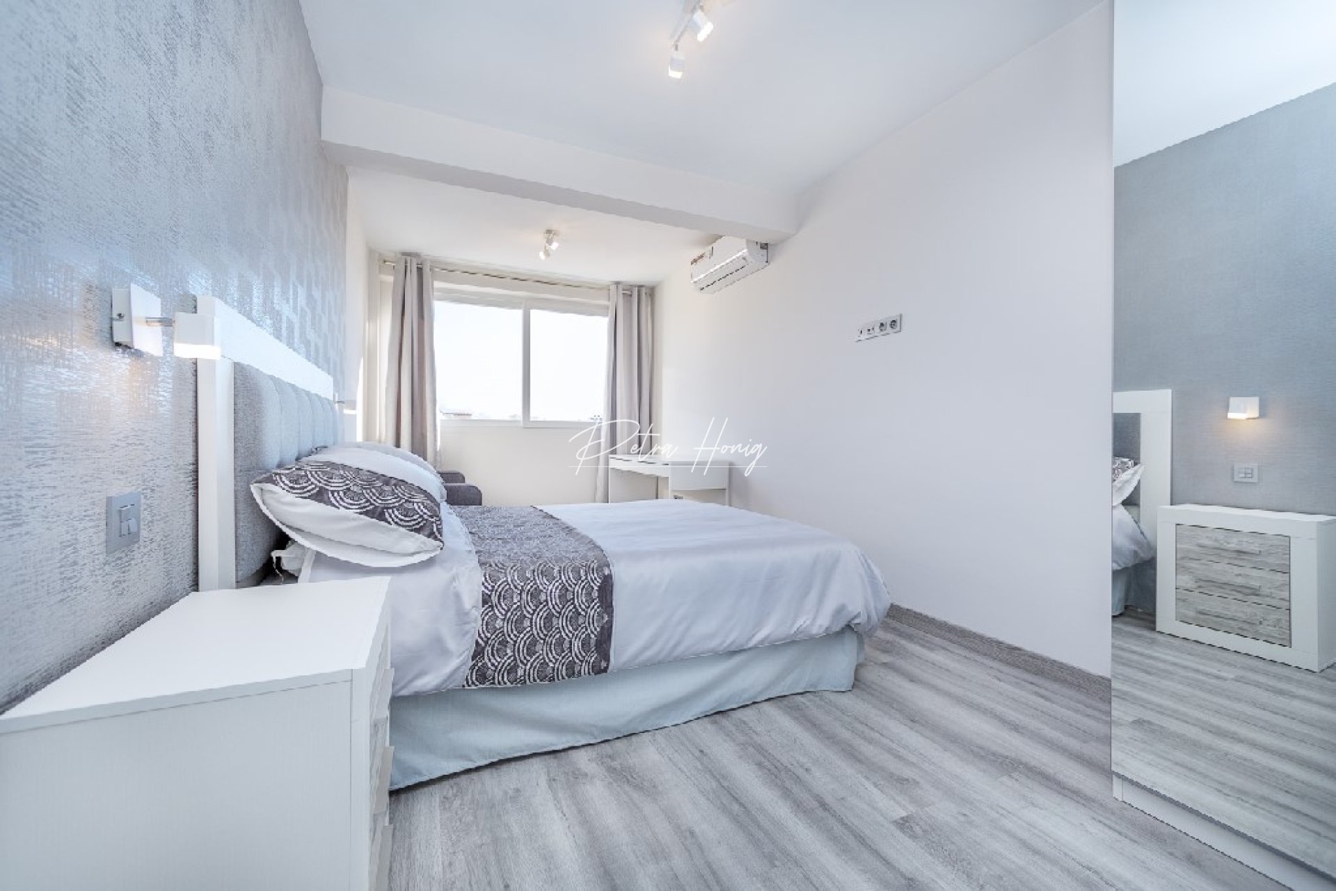 Resales - Apartment - Torrevieja