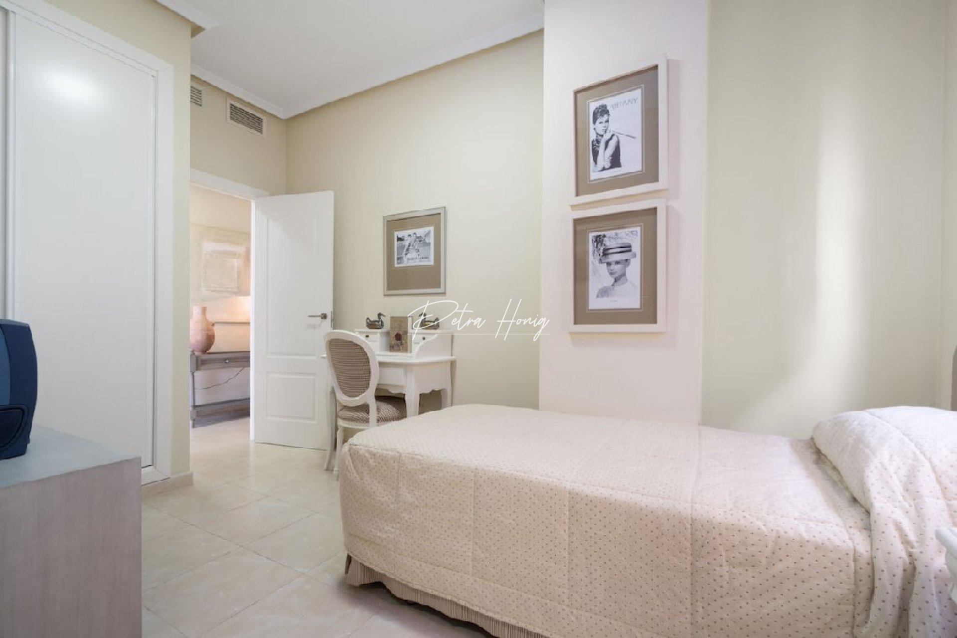Resales - Apartment - Torrevieja