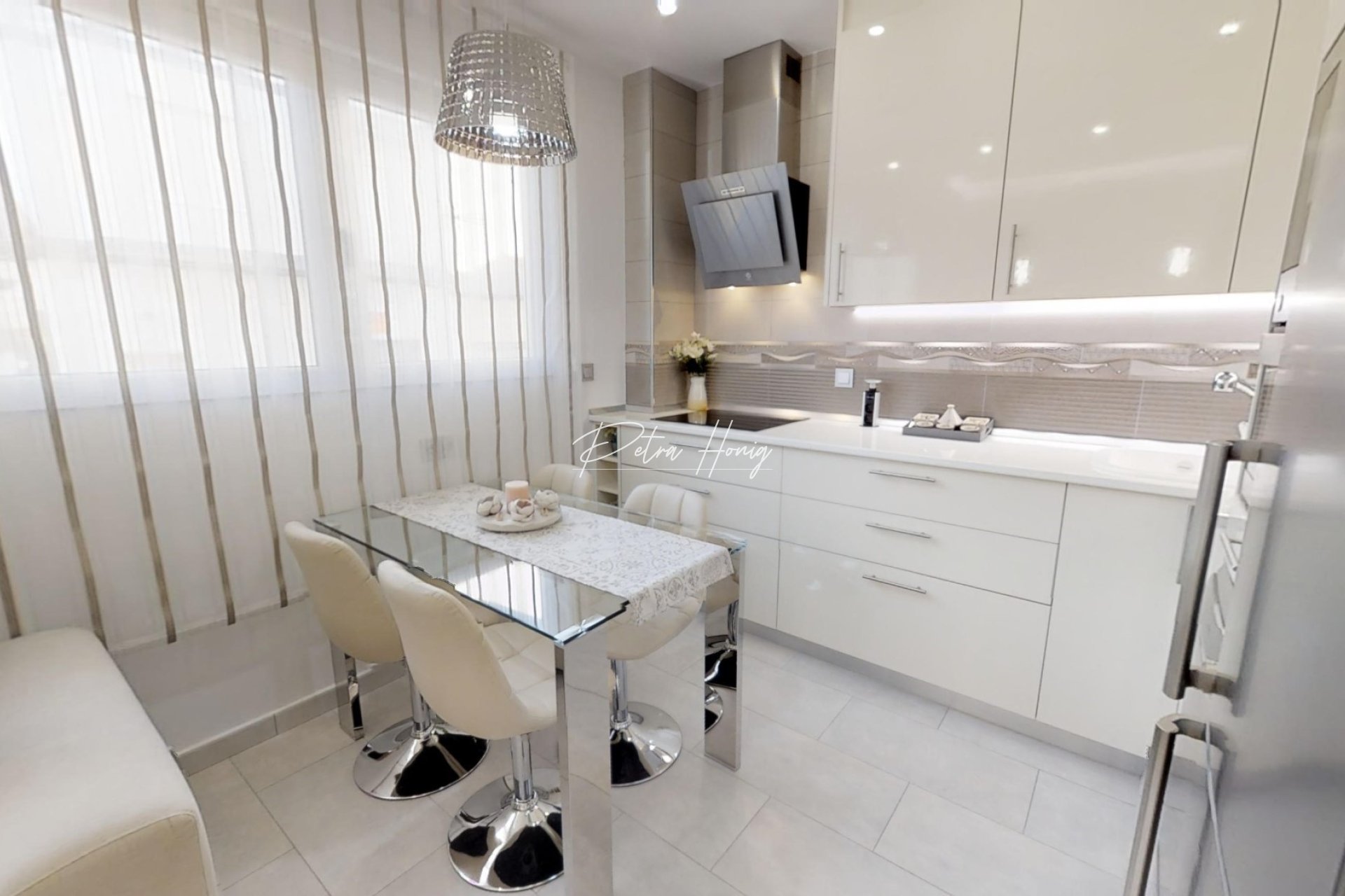 Resales - Apartment - Torrevieja