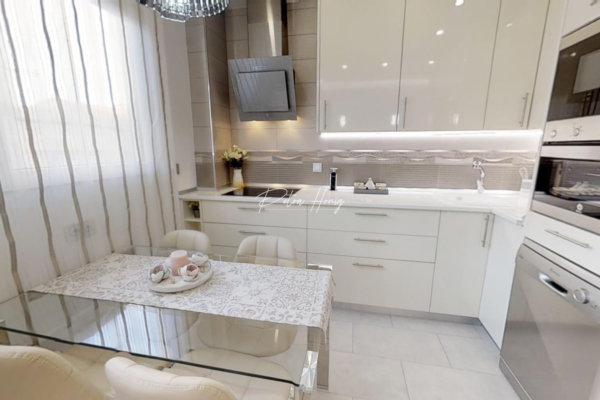 Resales - Apartment - Torrevieja