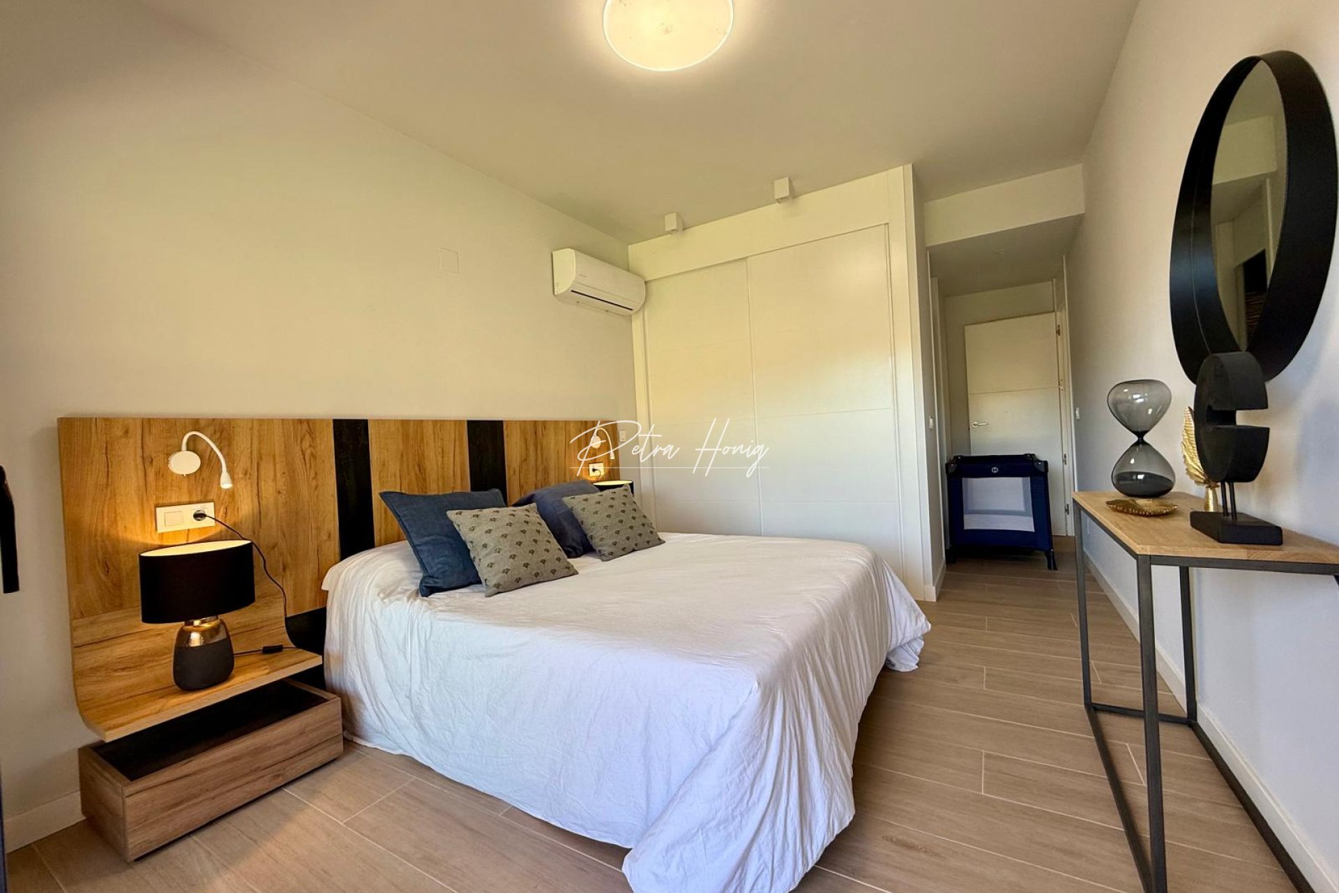 Resales - Apartment - Villamartin