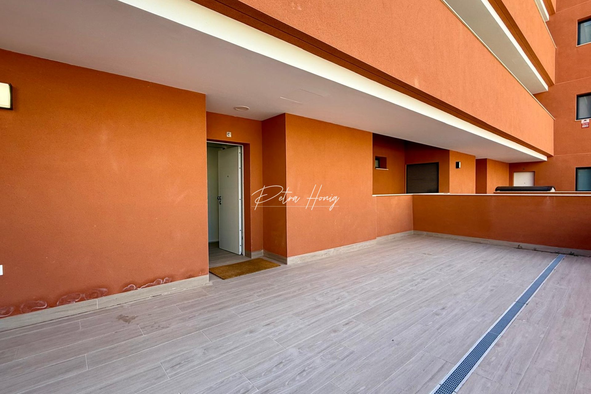 Resales - Apartment - Villamartin