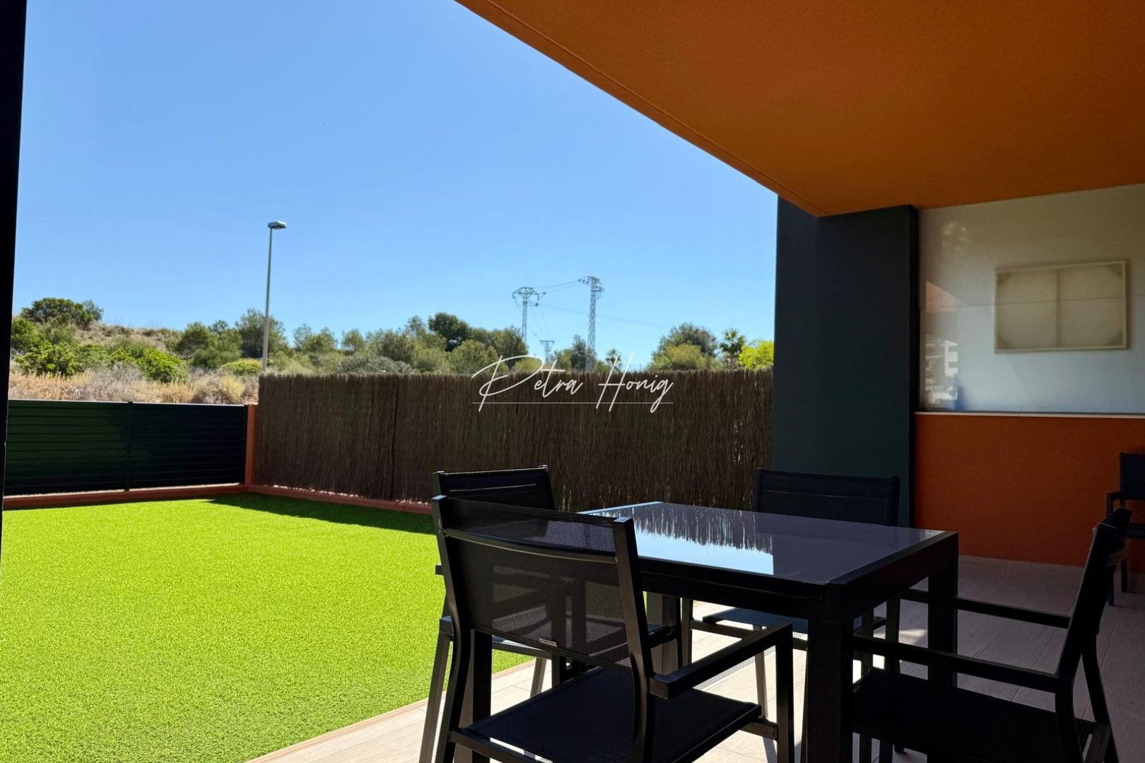 Resales - Apartment - Villamartin