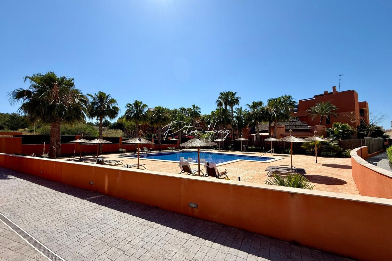 Resales - Apartment - Villamartin