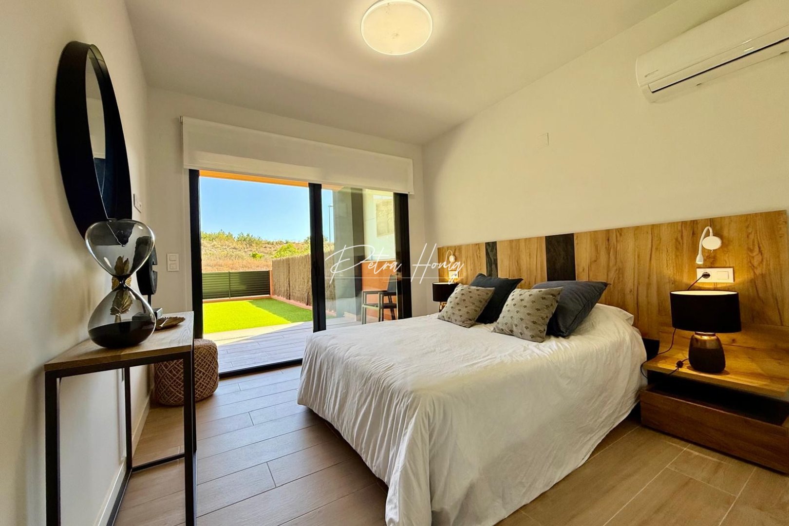 Resales - Apartment - Villamartin