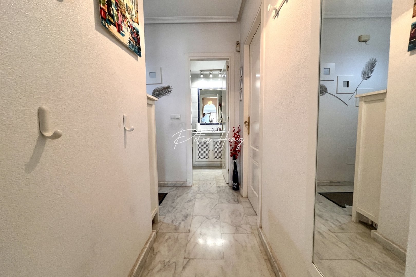 Resales - Apartment - Villamartin