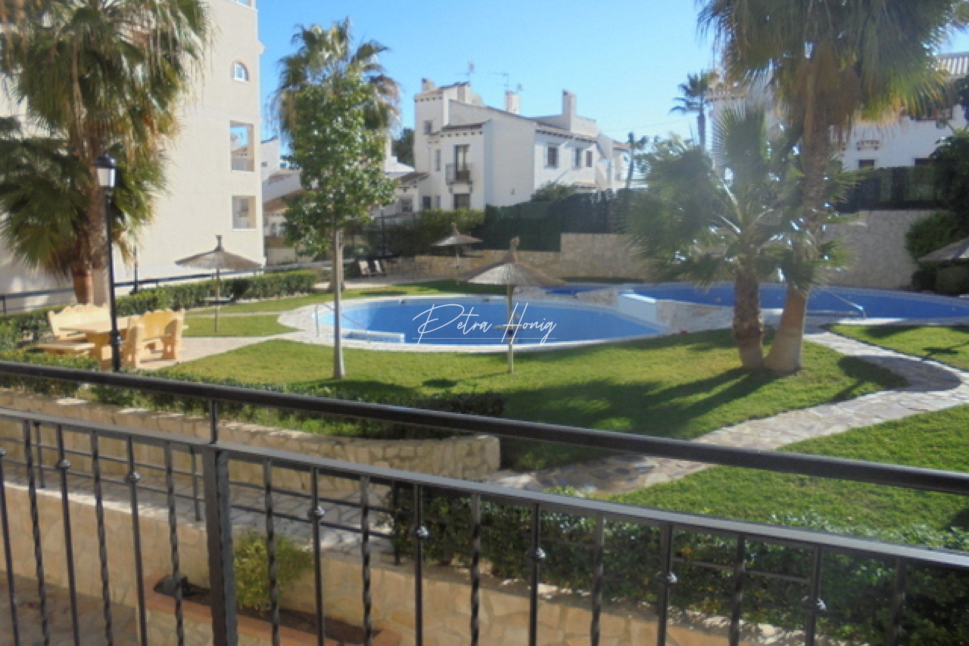 Resales - Apartment - Villamartin