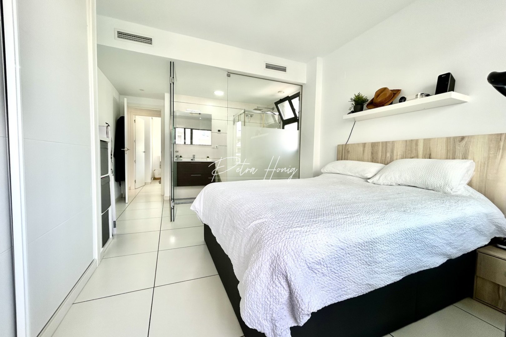 Resales - Apartment - Villamartin