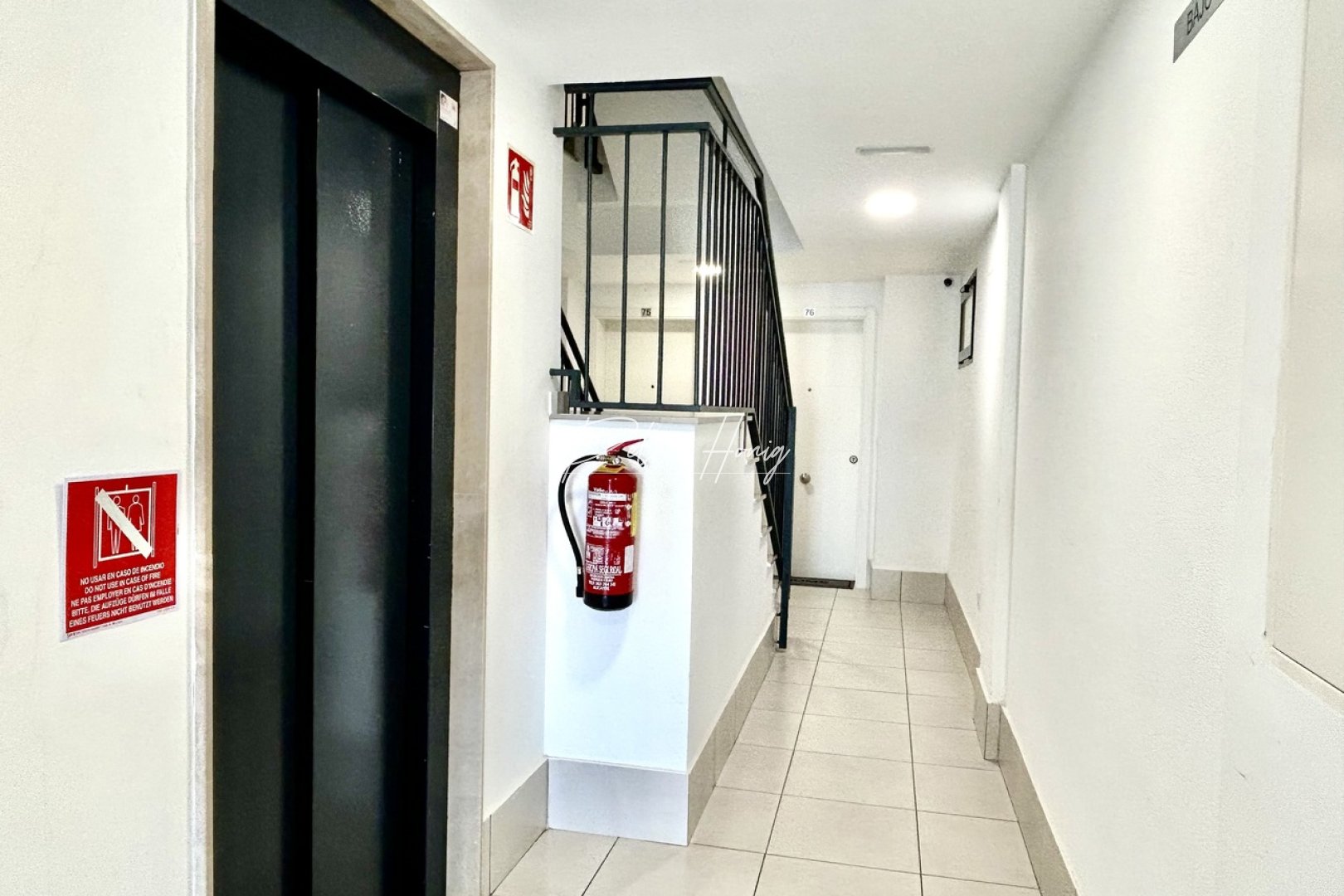 Resales - Apartment - Villamartin