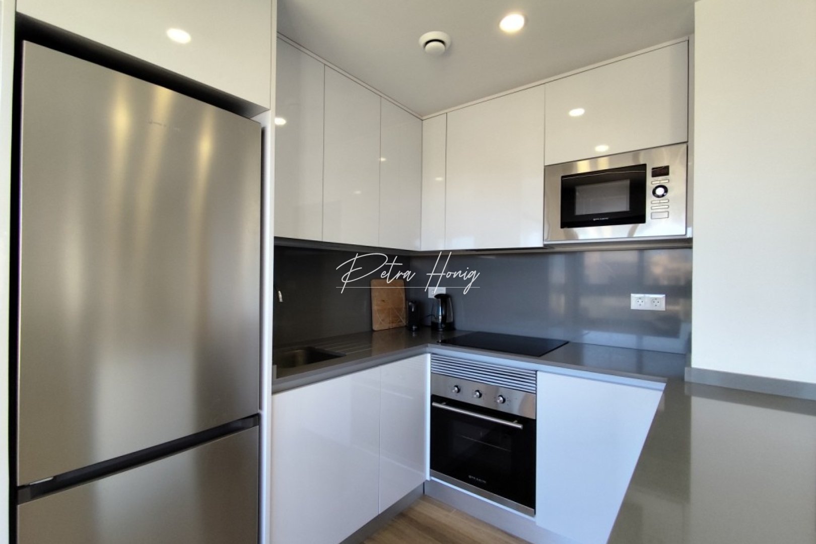Resales - Apartment - Villamartin