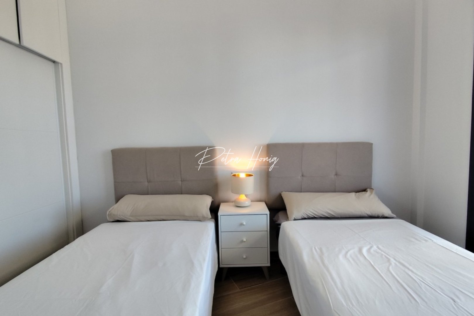 Resales - Apartment - Villamartin