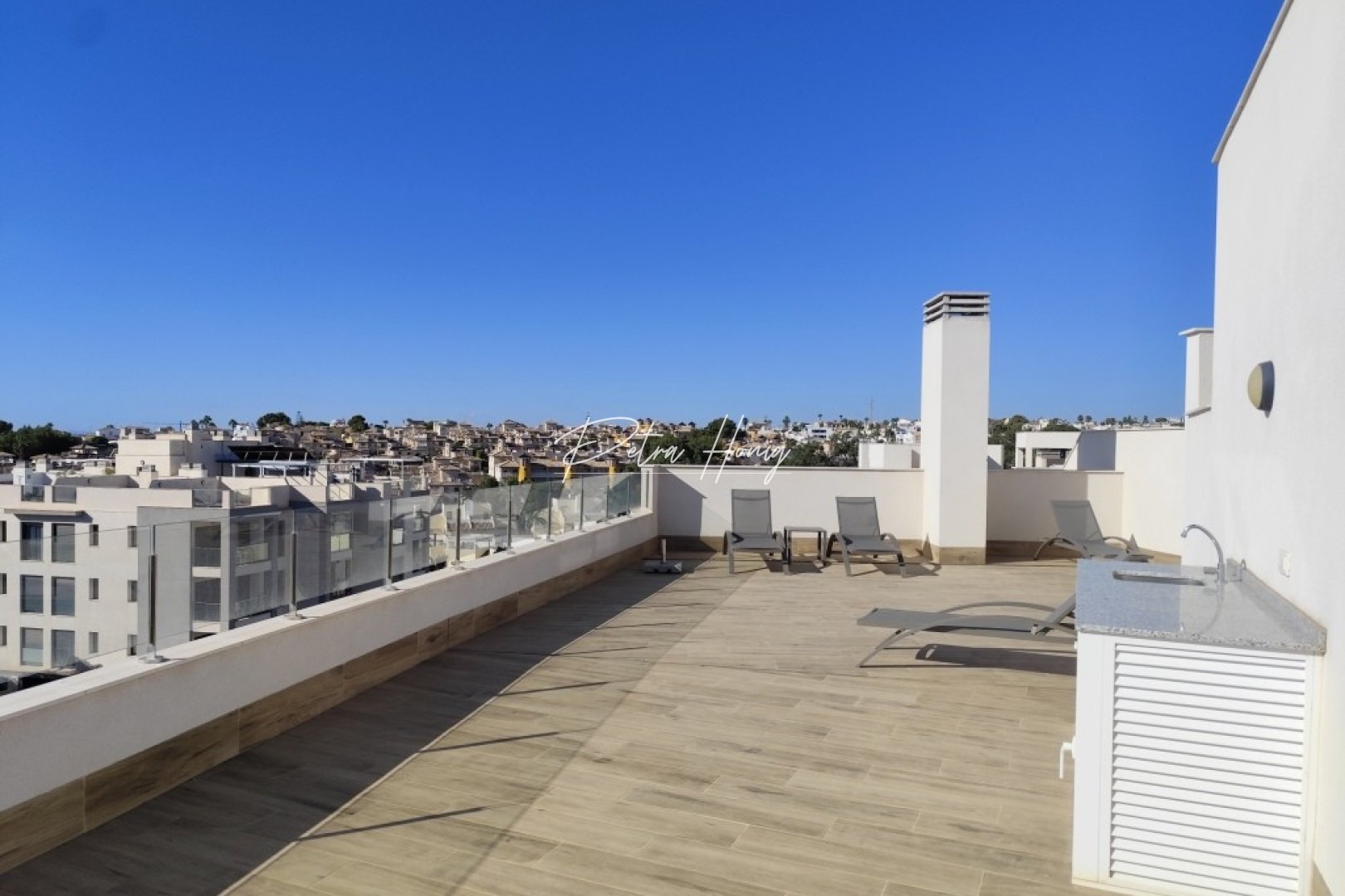 Resales - Apartment - Villamartin