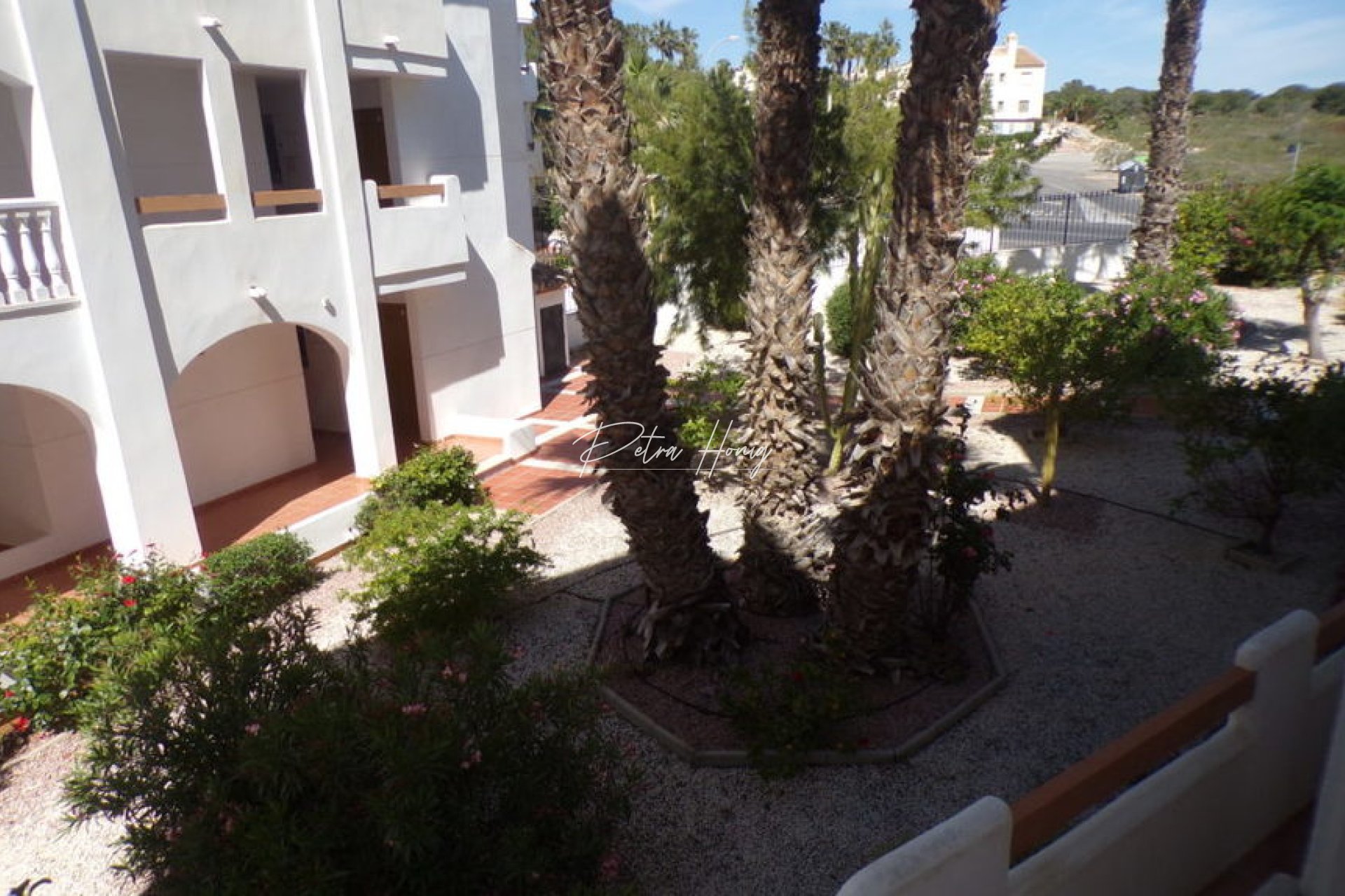Resales - Apartment - Villamartin