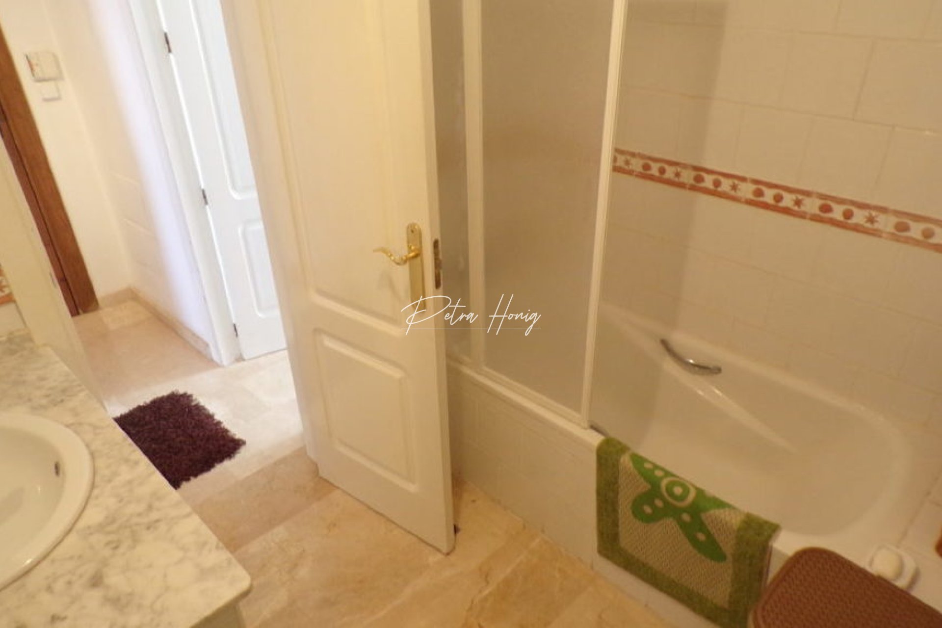 Resales - Apartment - Villamartin