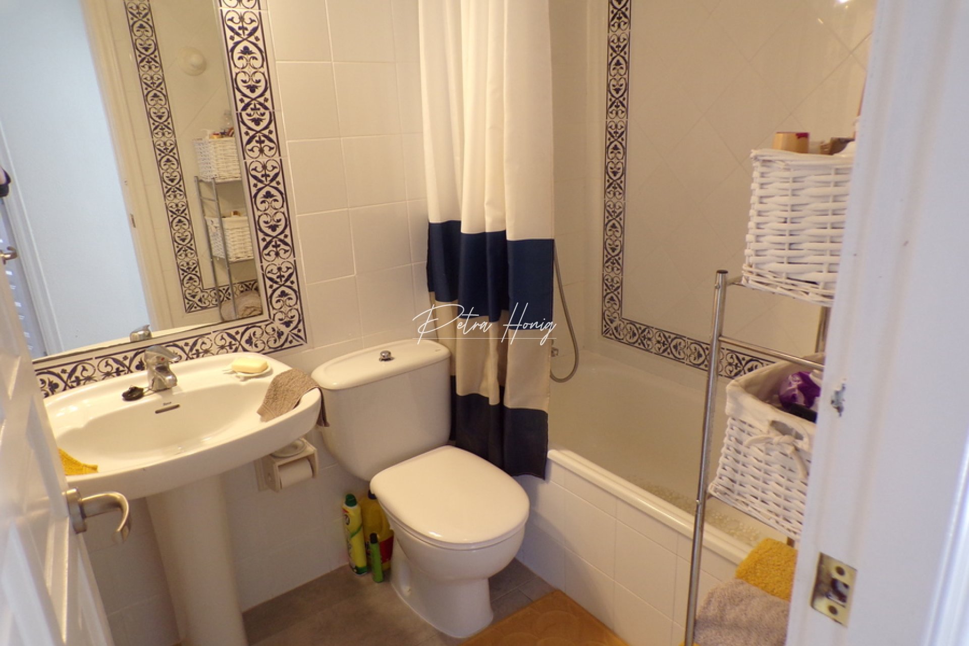 Resales - Apartment - Villamartin