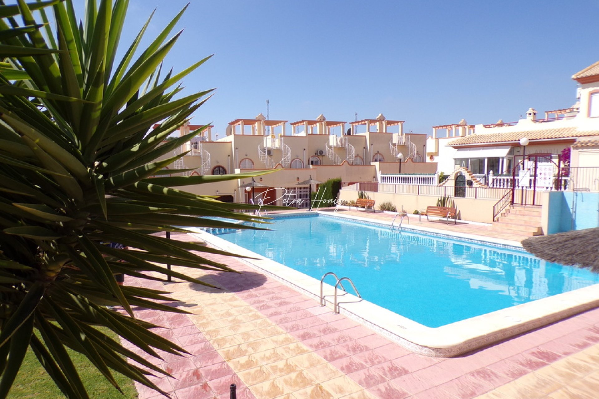 Resales - Apartment - Villamartin