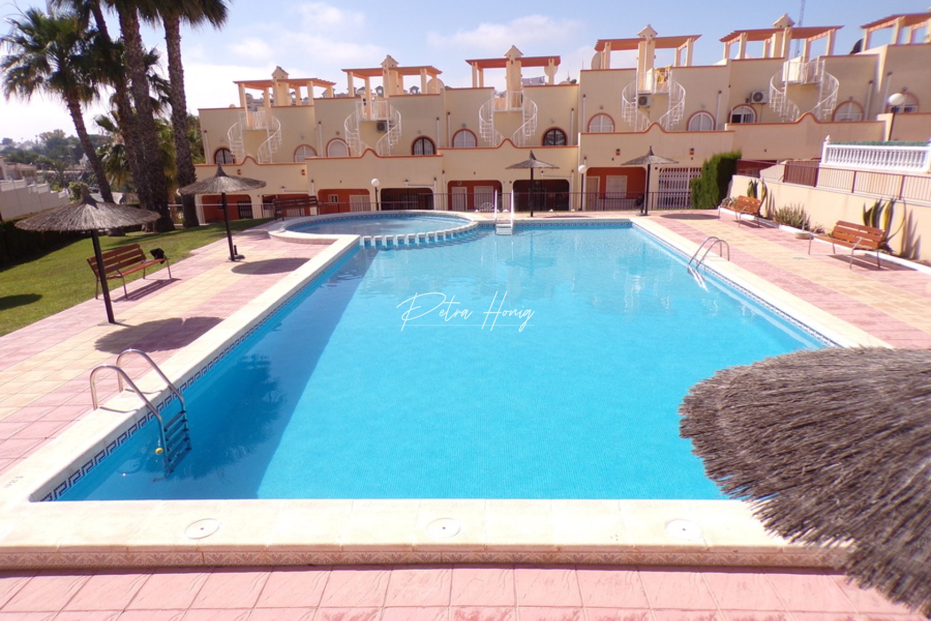 Resales - Apartment - Villamartin