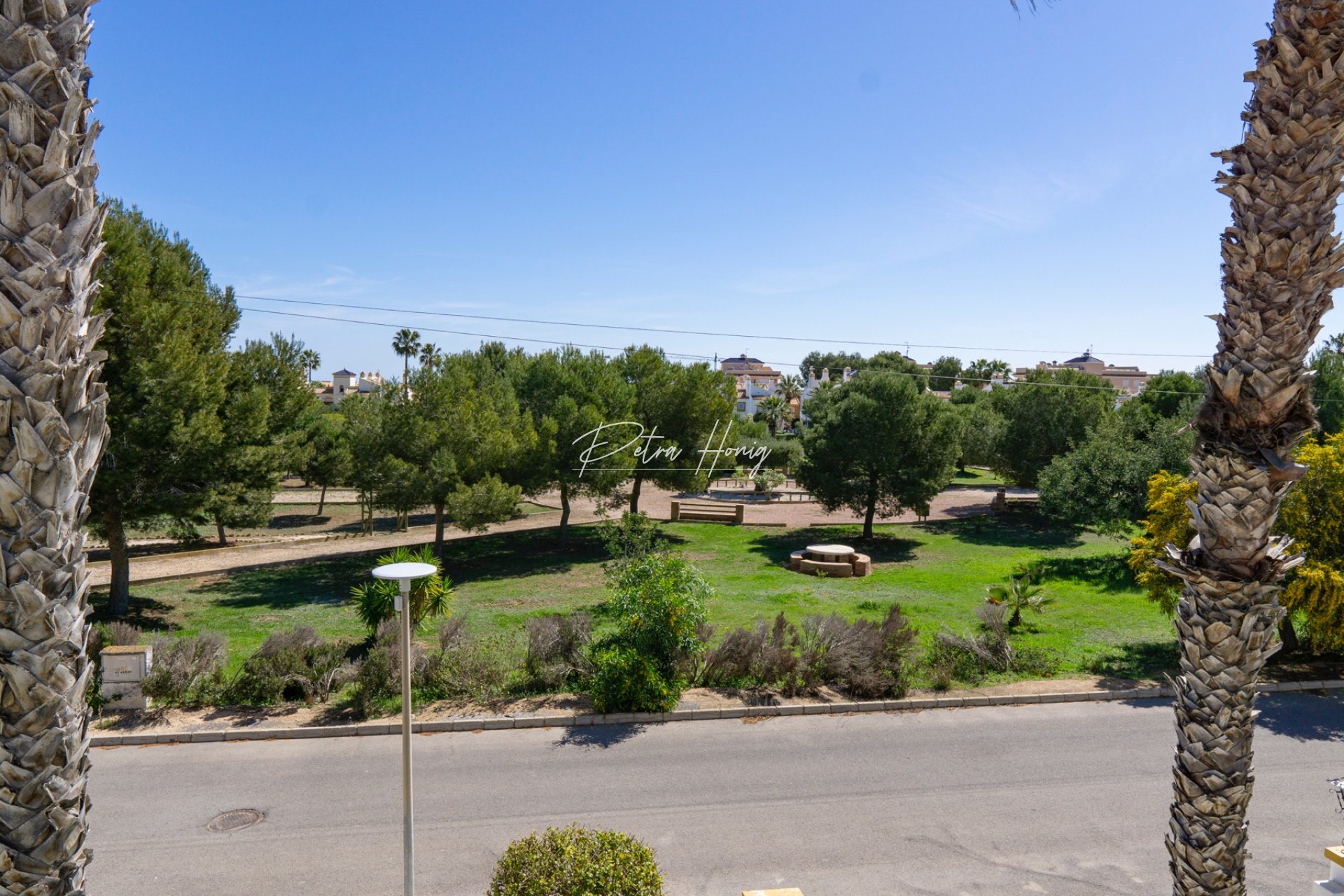 Resales - Apartment - Villamartin