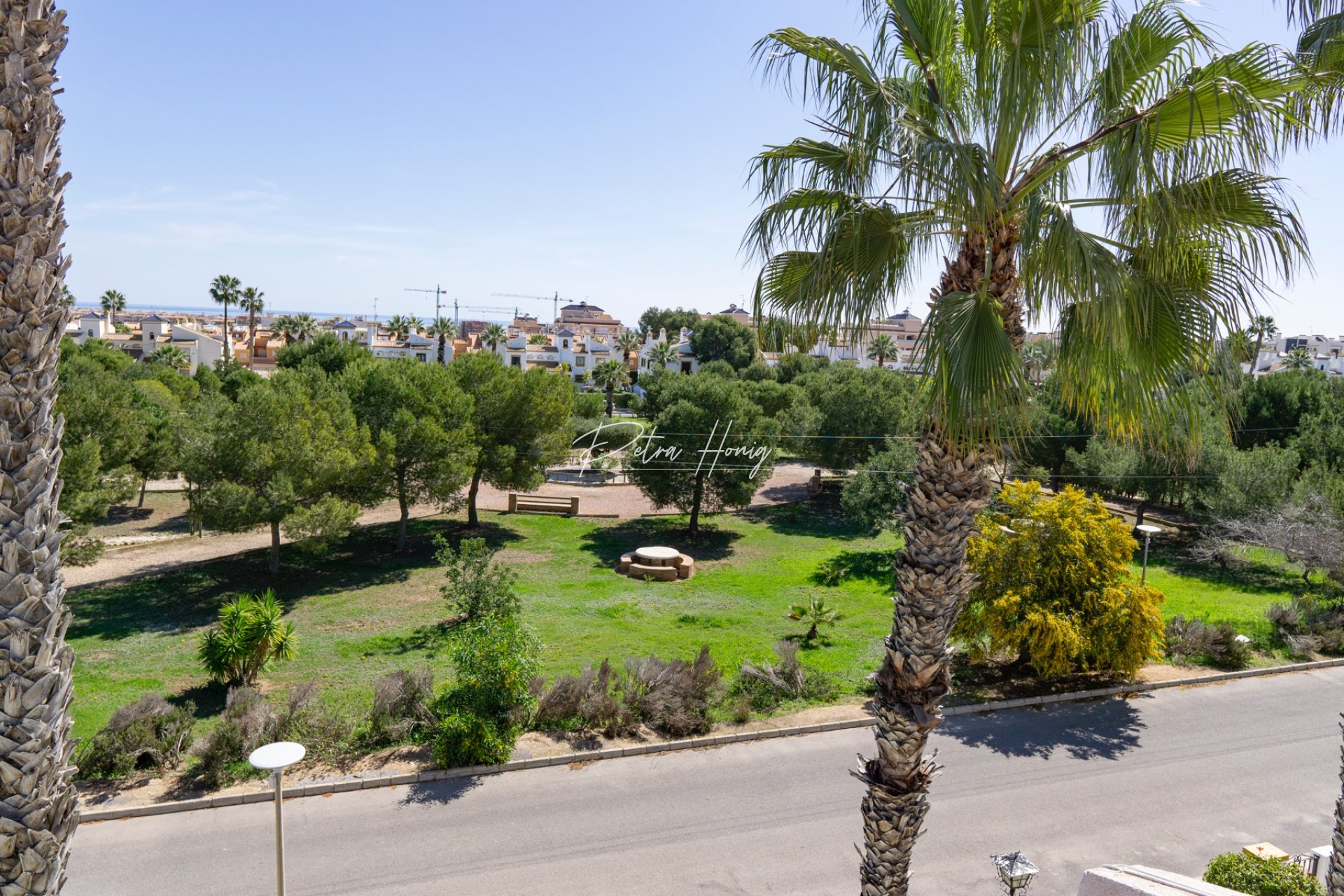 Resales - Apartment - Villamartin