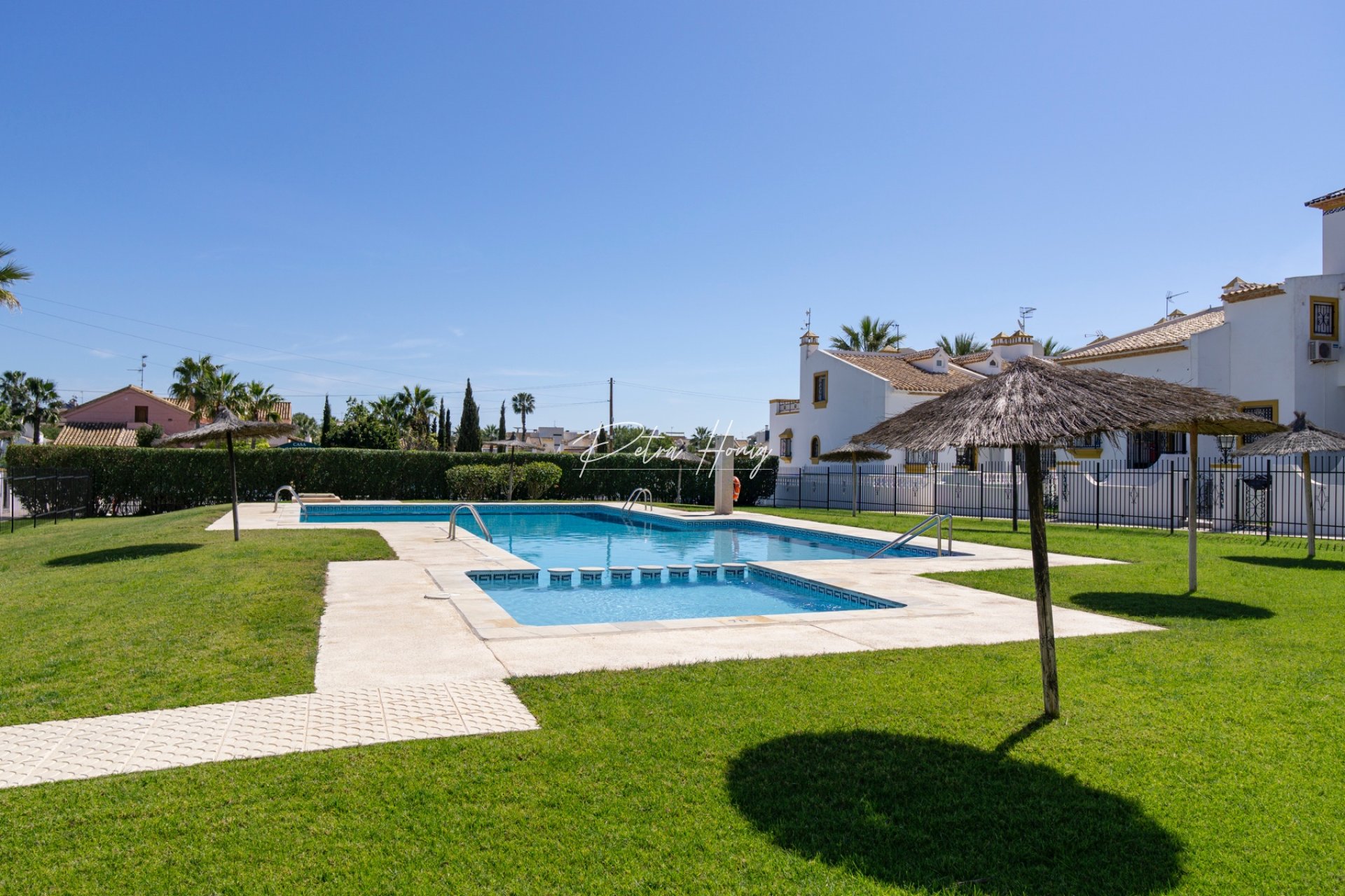 Resales - Apartment - Villamartin
