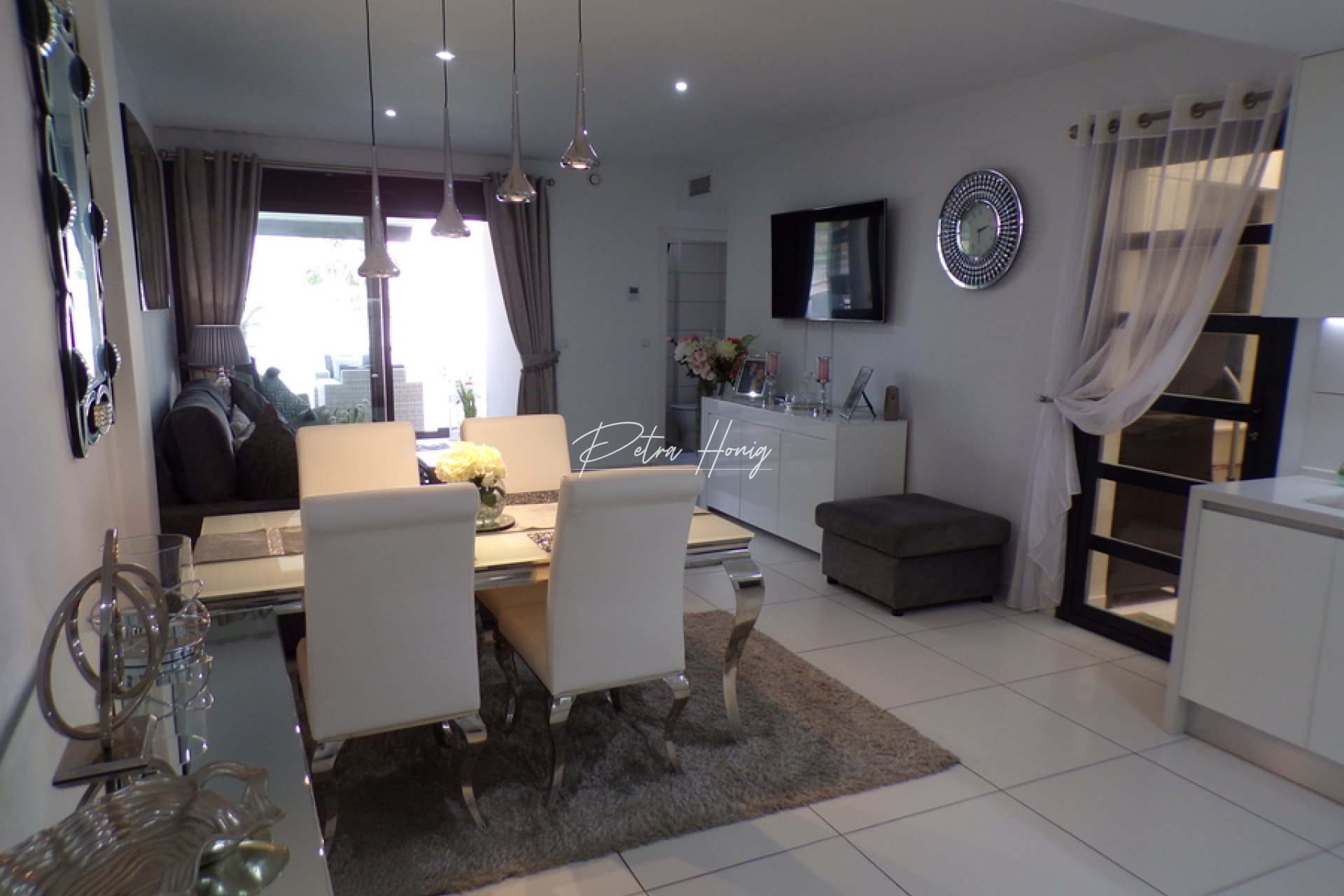 Resales - Apartment - Villamartin