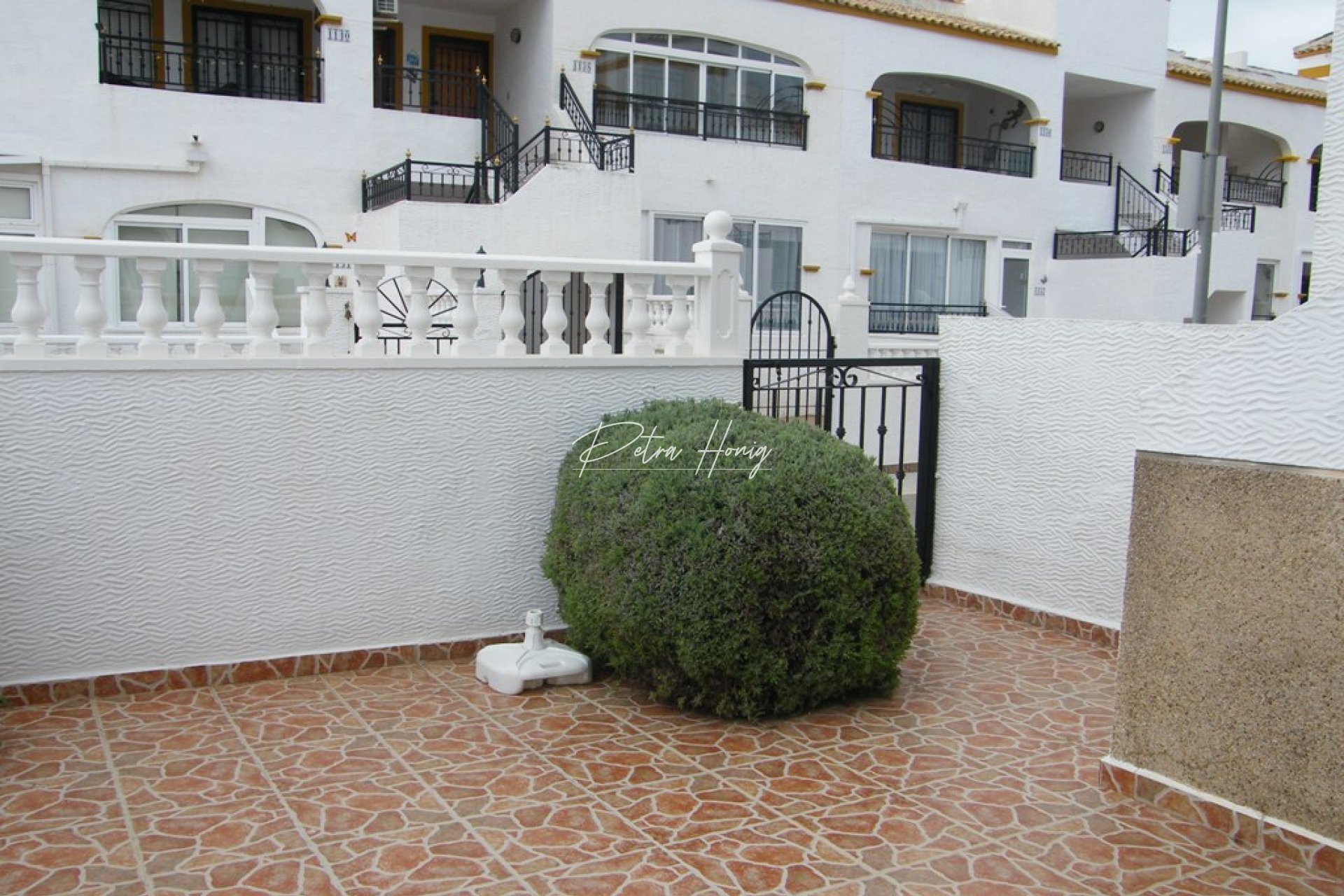 Resales - Apartment - Vista Bella Golf - Entre Naranjos