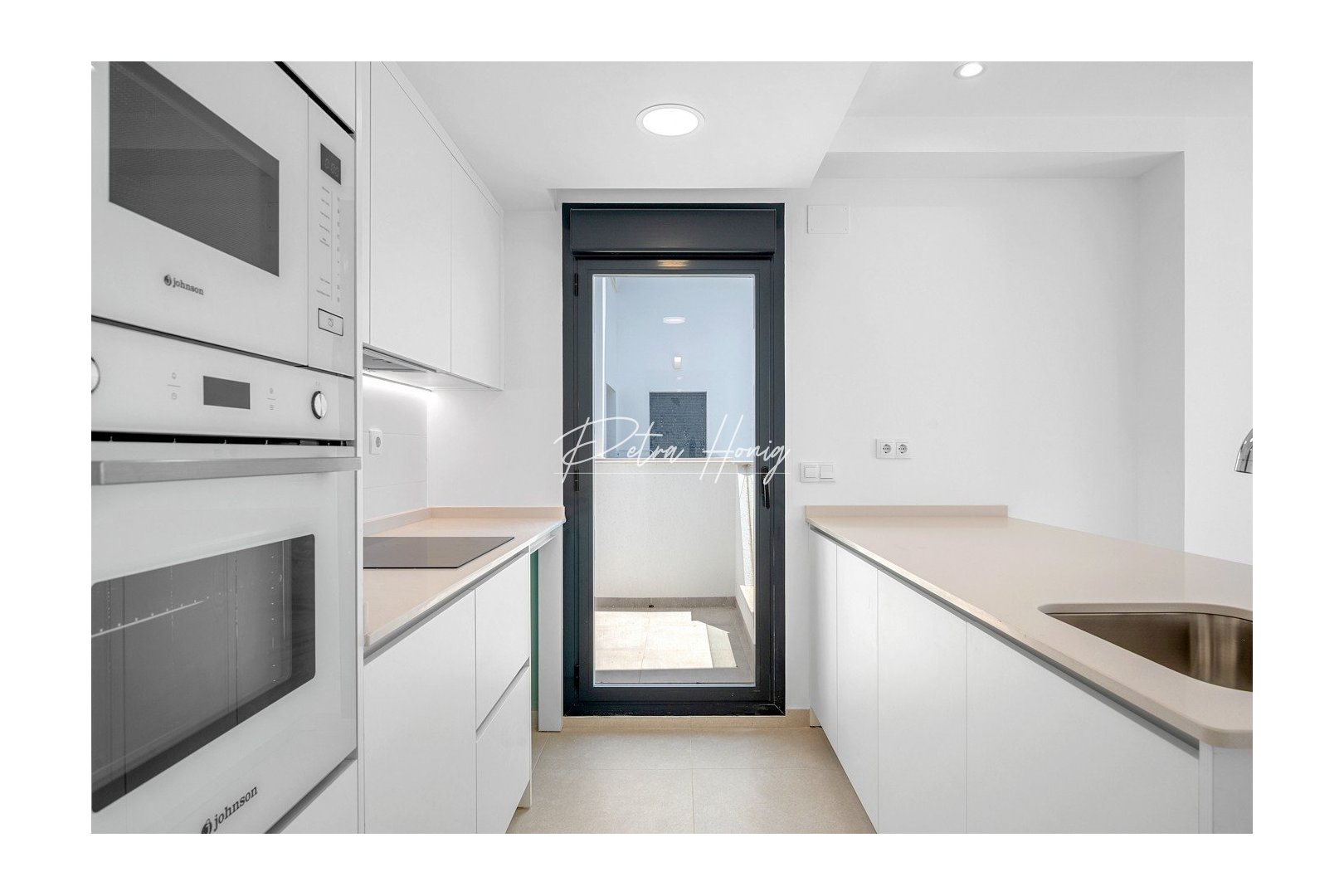 Resales - Appartement - Other areas - Santa Rosalia Lake And Life Resort