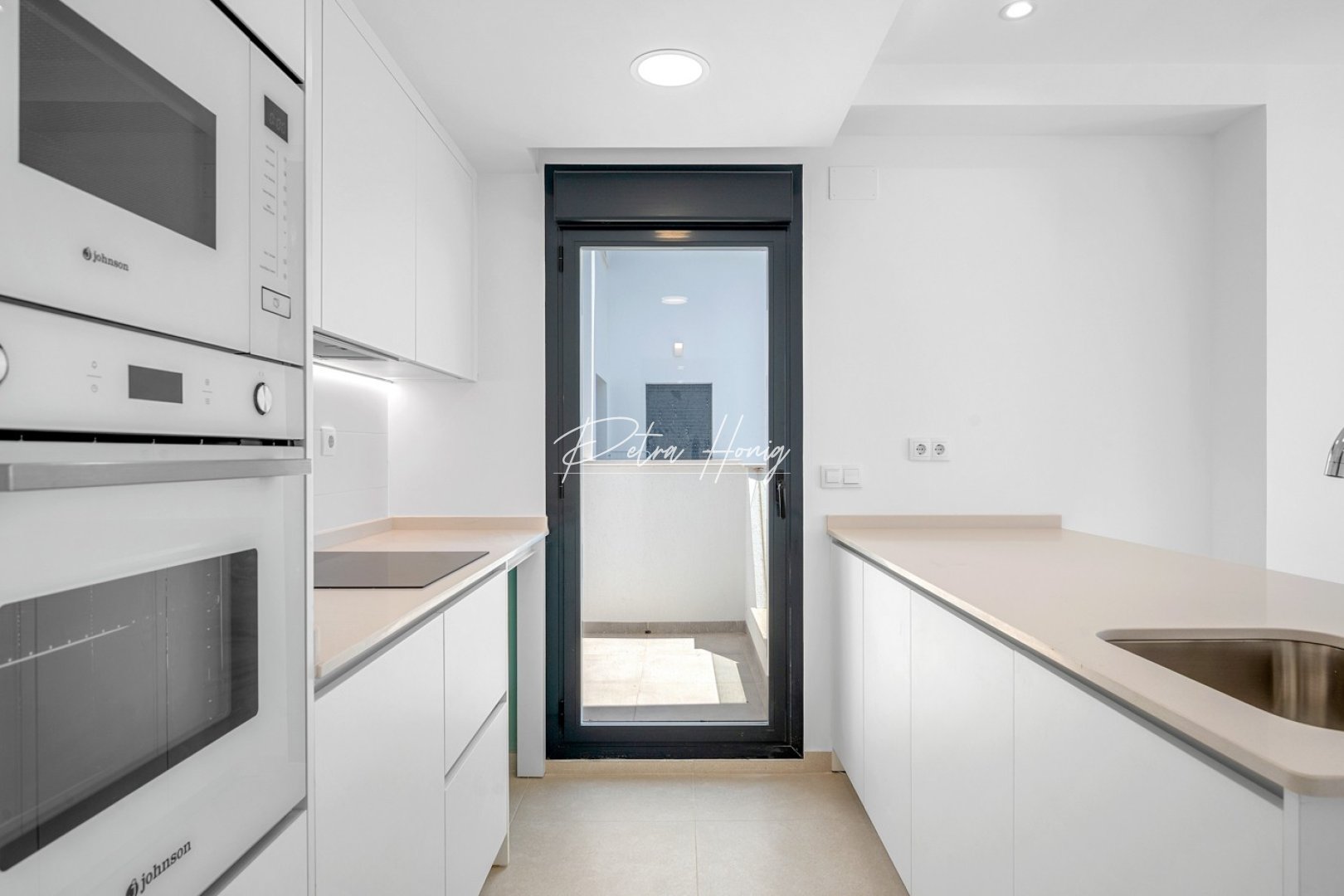 Resales - Appartement - Other areas - Santa Rosalia Lake And Life Resort