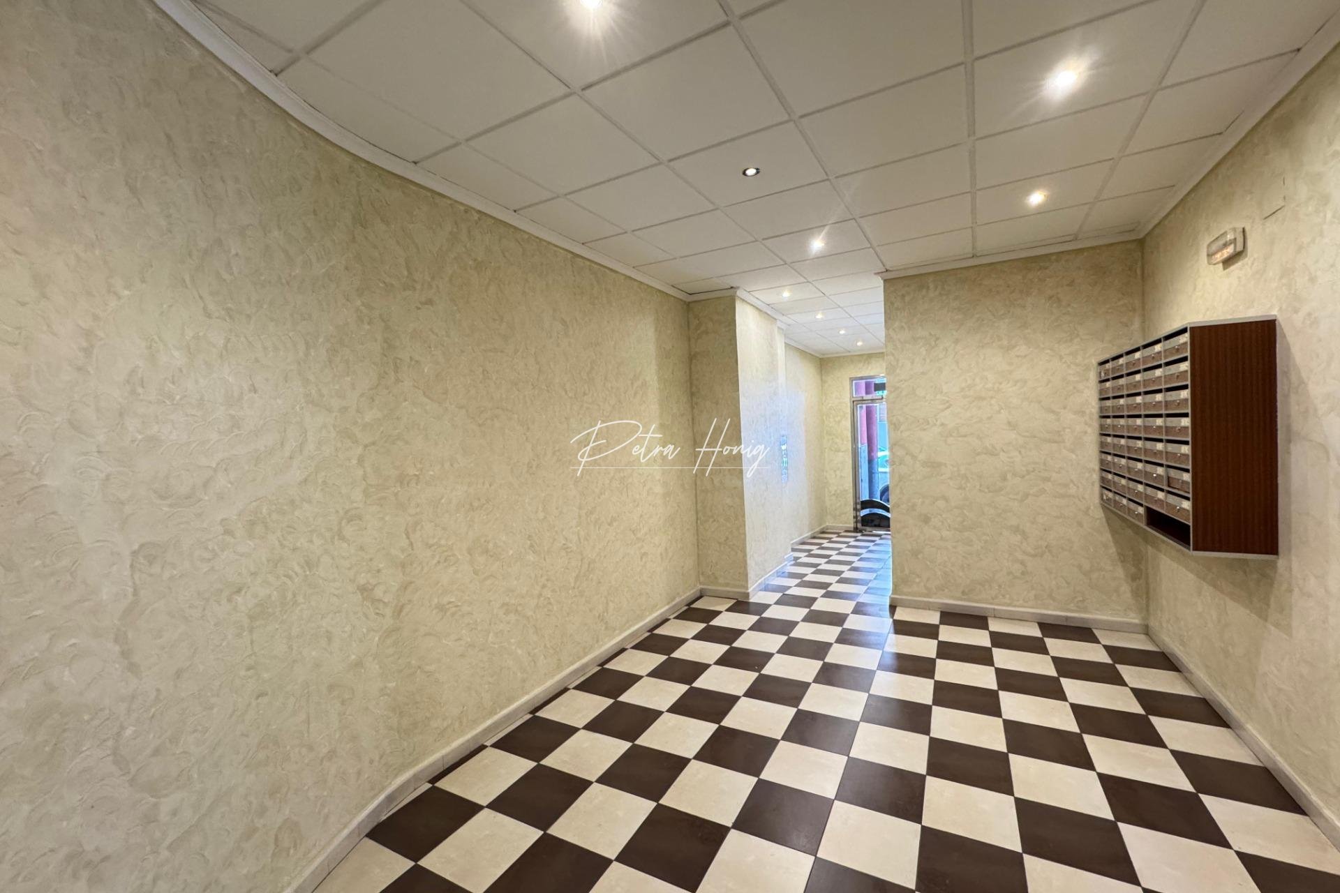 Resales - Appartement - Torrevieja - Centro