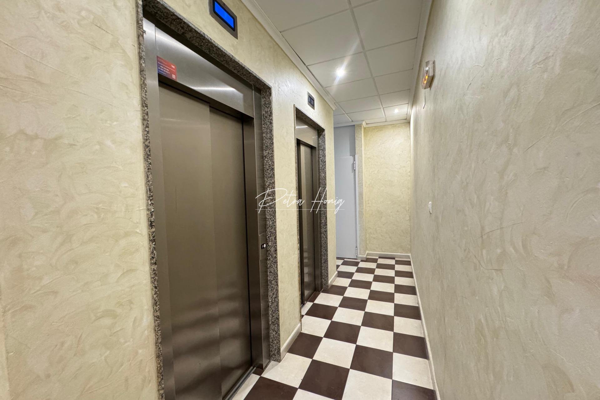 Resales - Appartement - Torrevieja - Centro