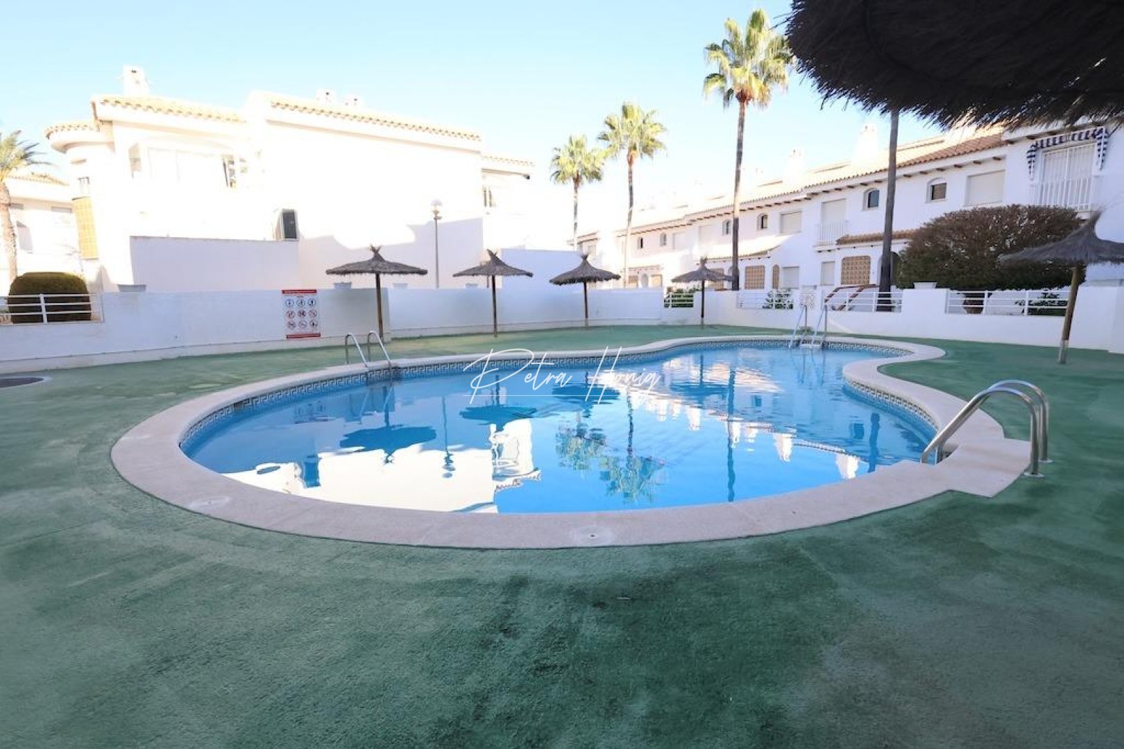 Resales - Bungalow - Orihuela Costa - Campoamor